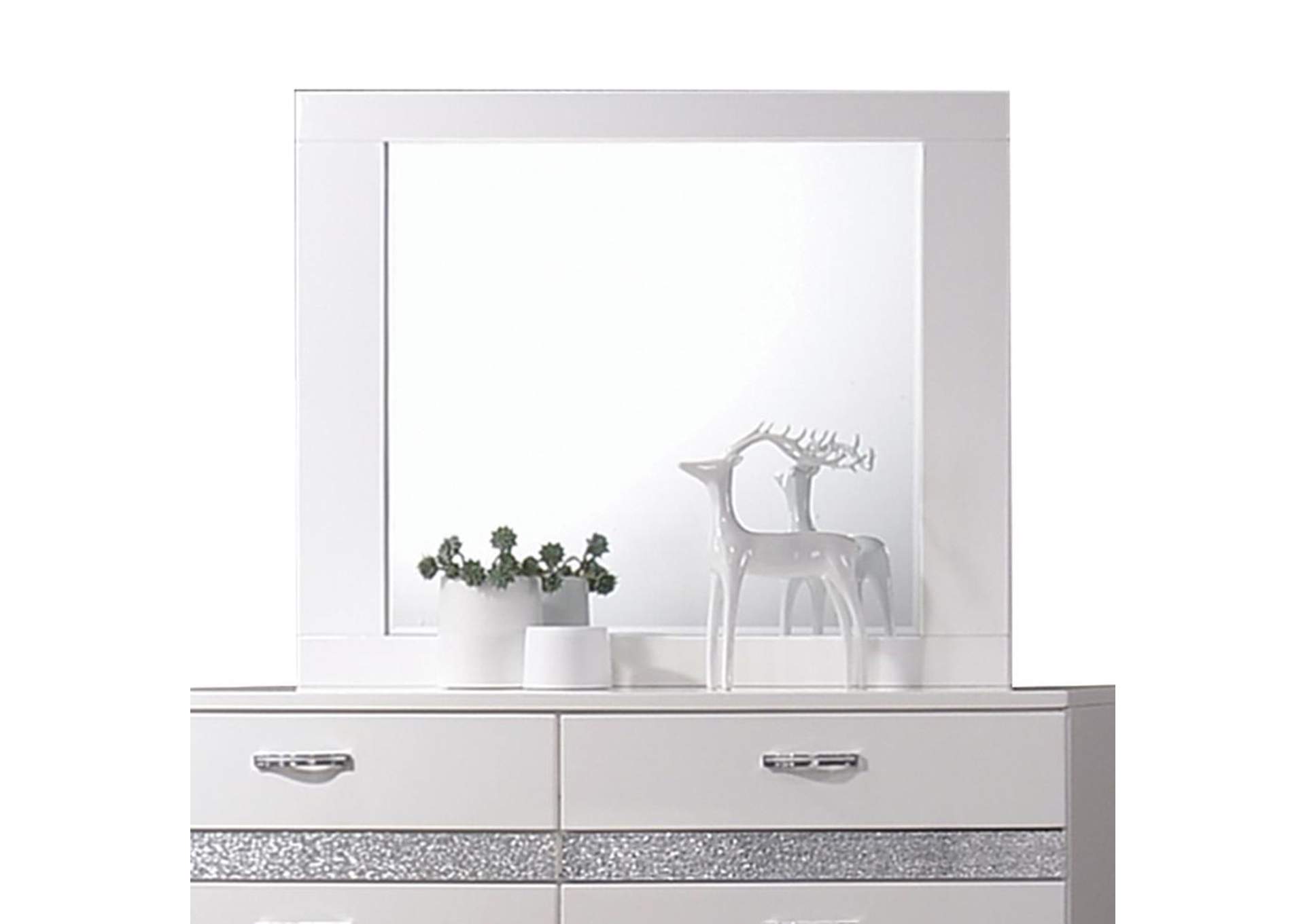 Naima Ii Mirror image 4