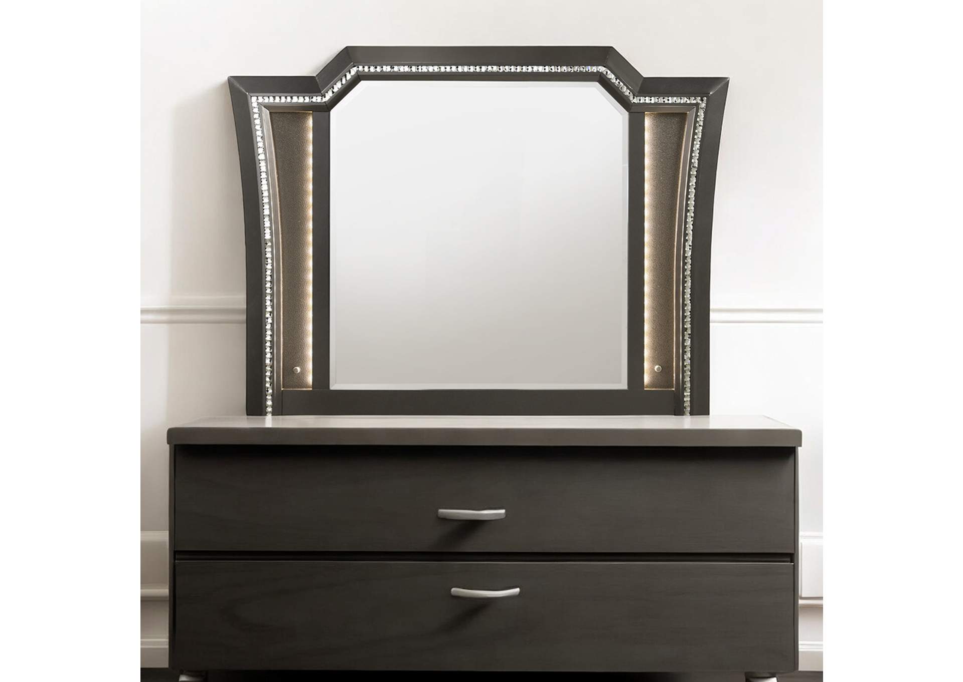 Kaitlyn Mirror with Led image 4