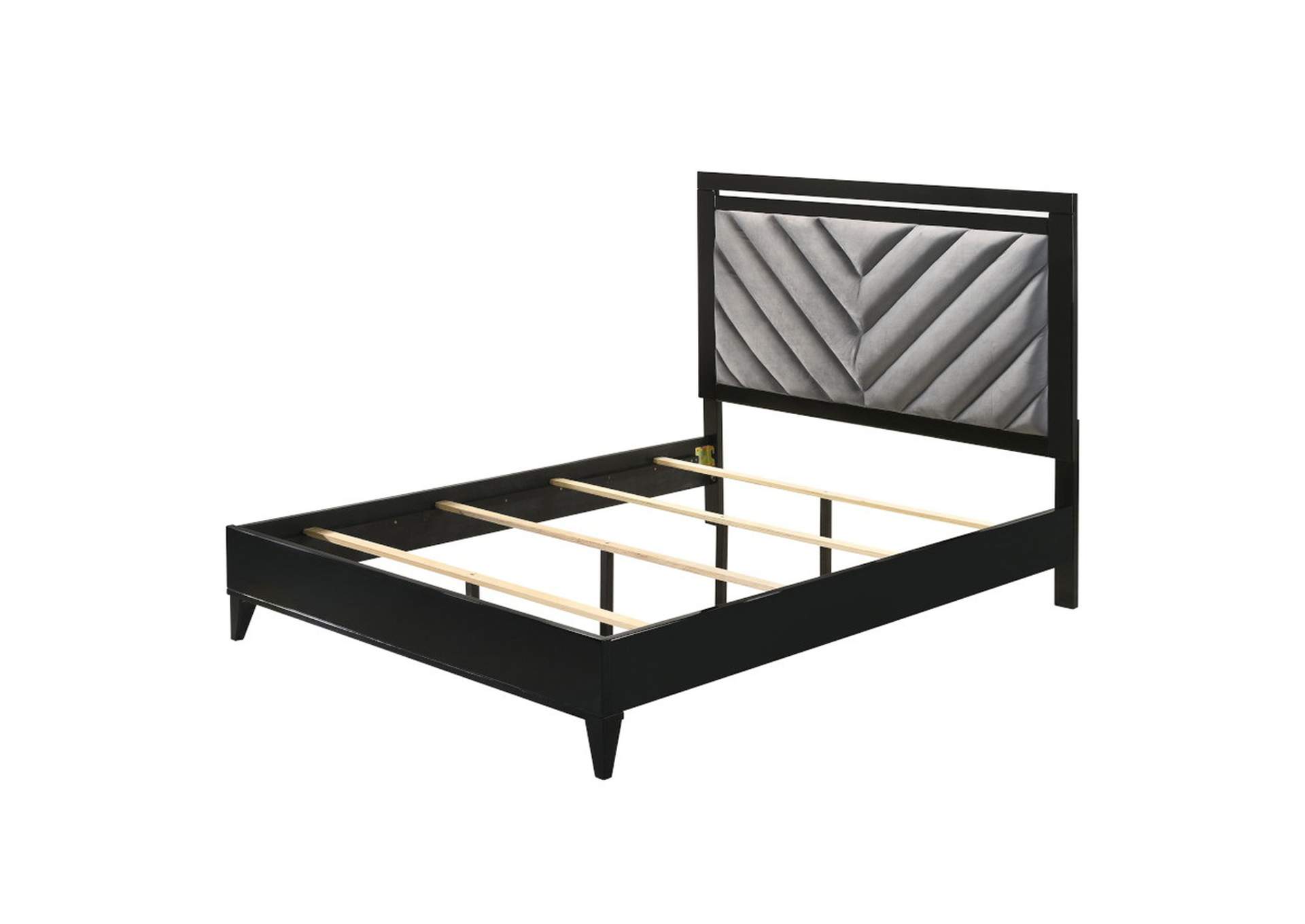 Chelsie Queen Bed image 3