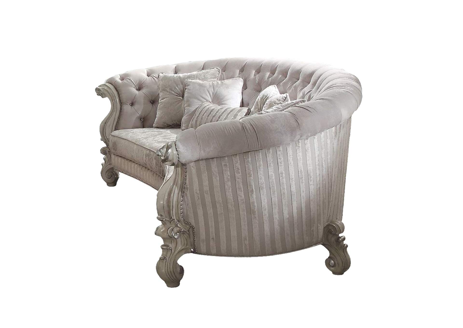 Versailles Sofa with 5 Pillows image 4