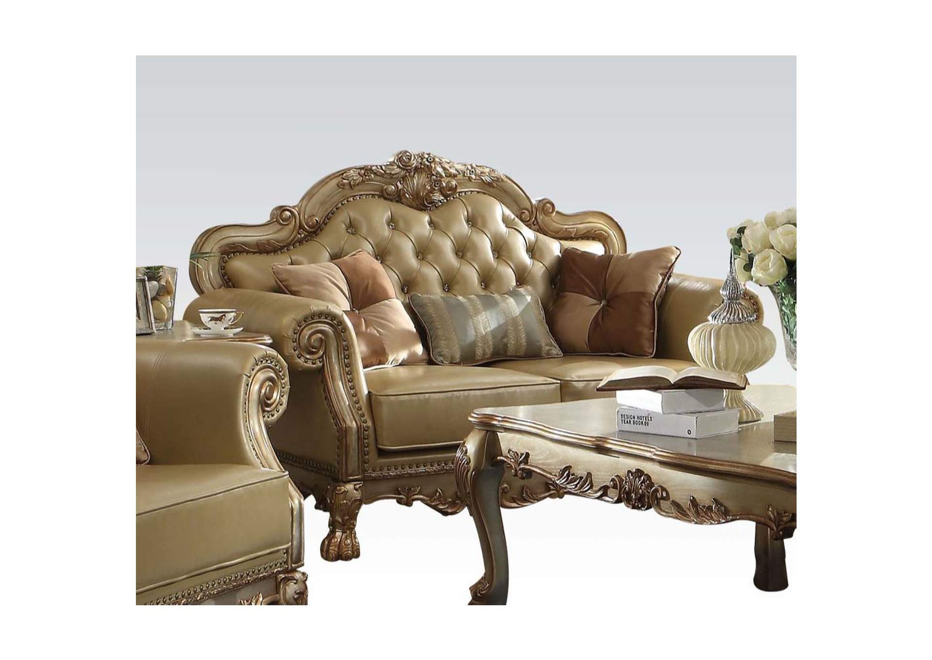 Dresden Loveseat with 3 Pillows