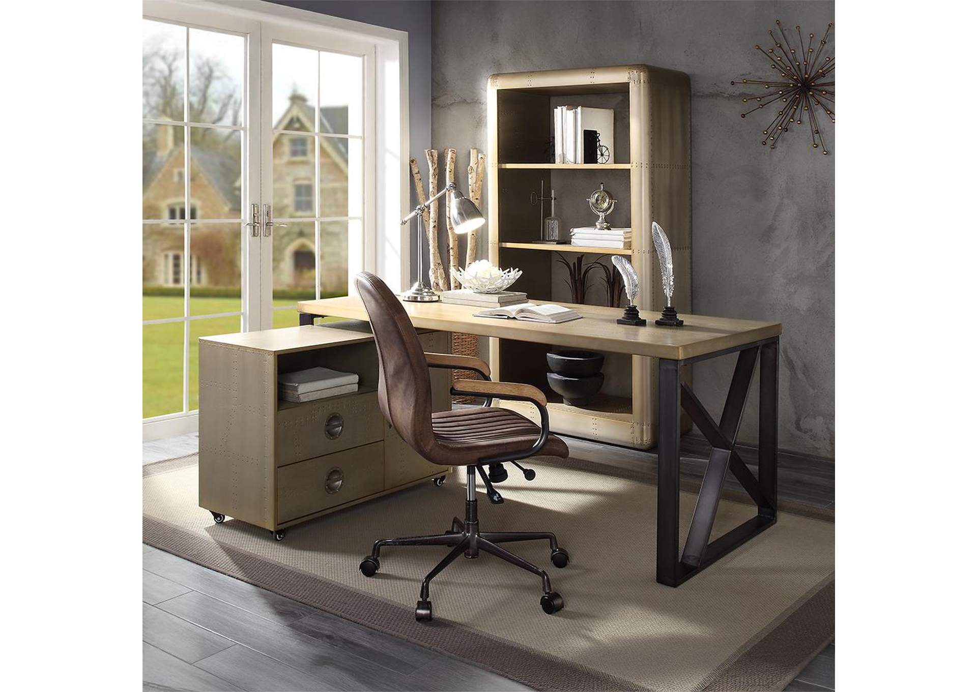 Jennavieve Cabinet image 12