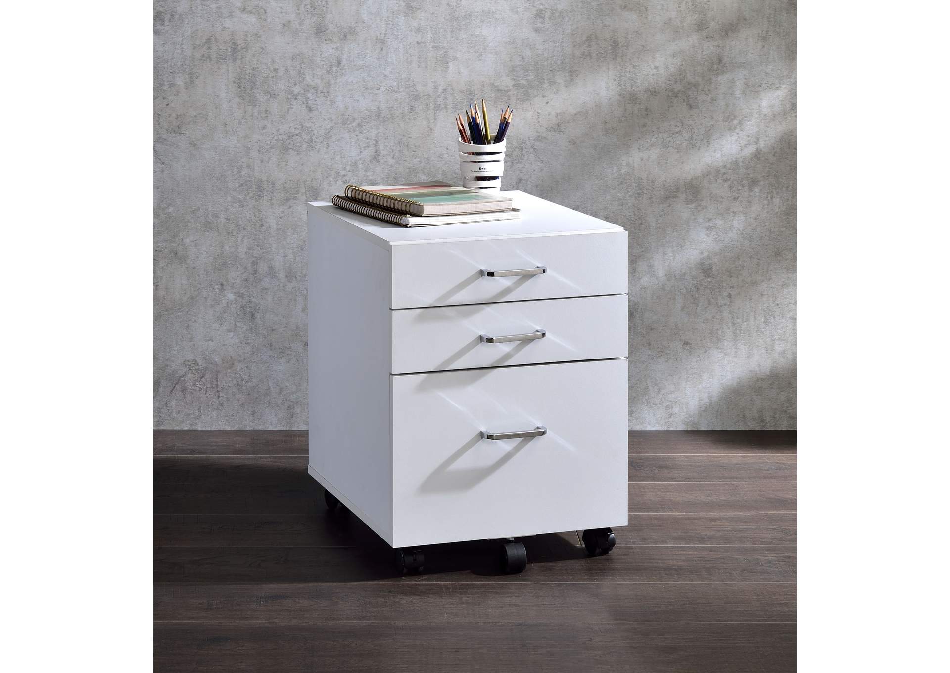 Tennos Cabinet image 5