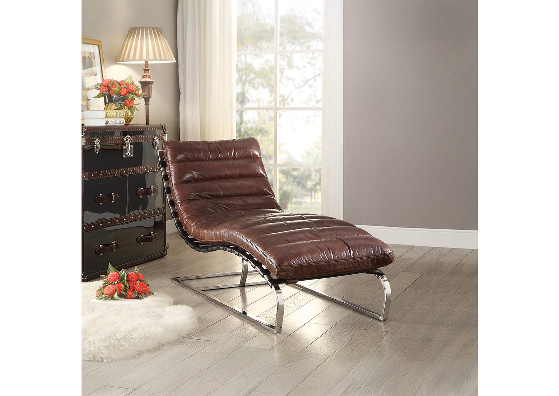 Qortini Chaise image 1