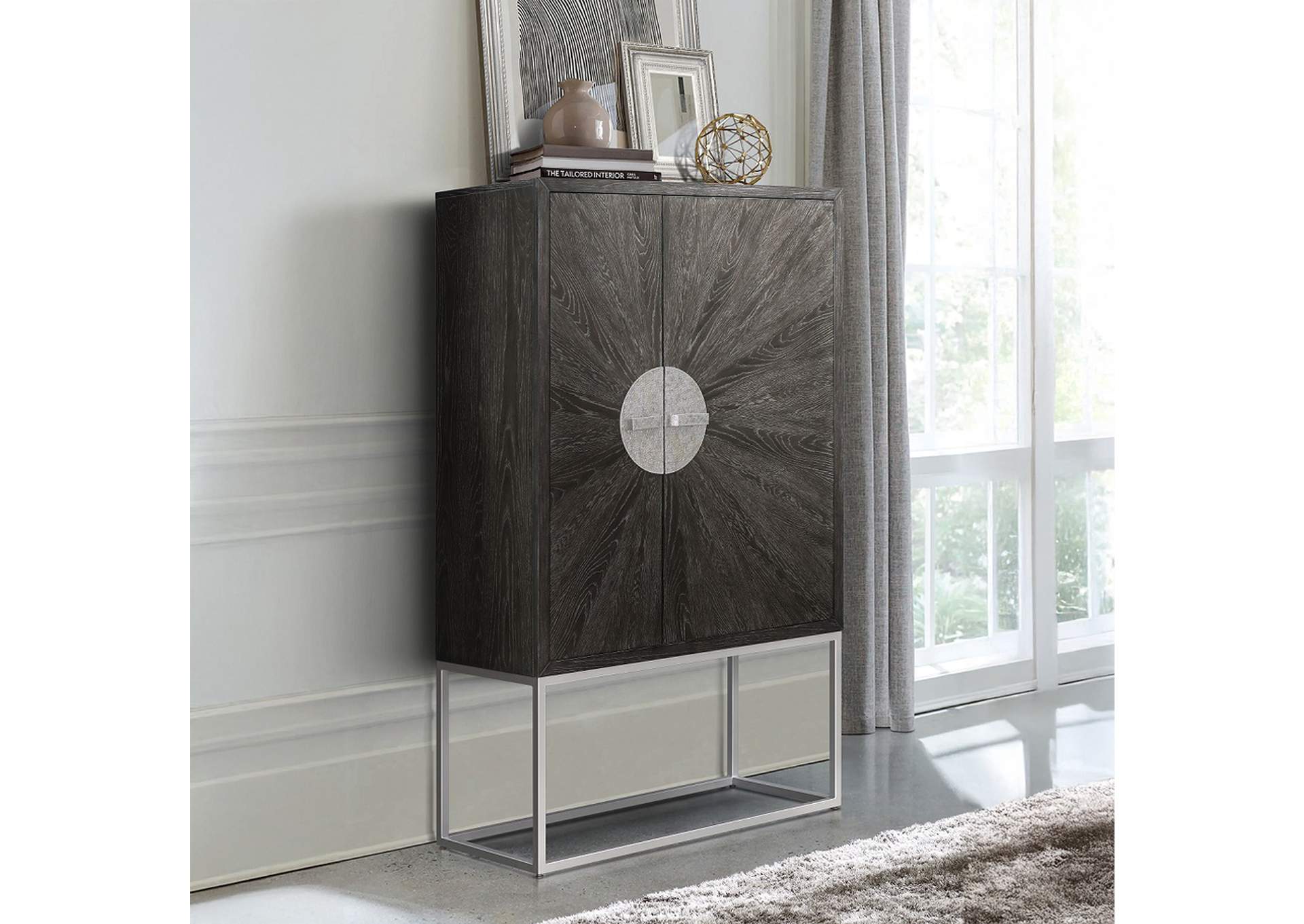 Andra Bar Cabinet