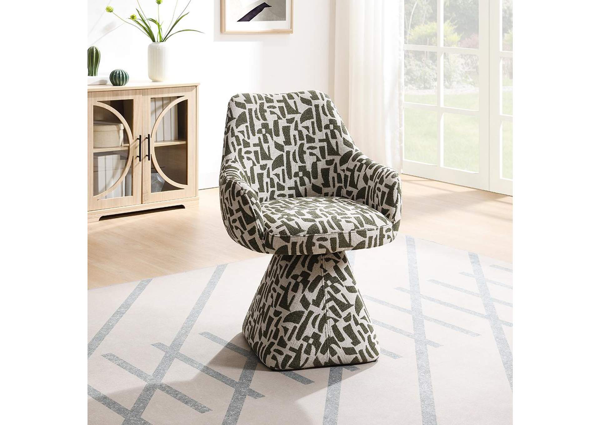 Priel Accent Chair with Swivel image 1