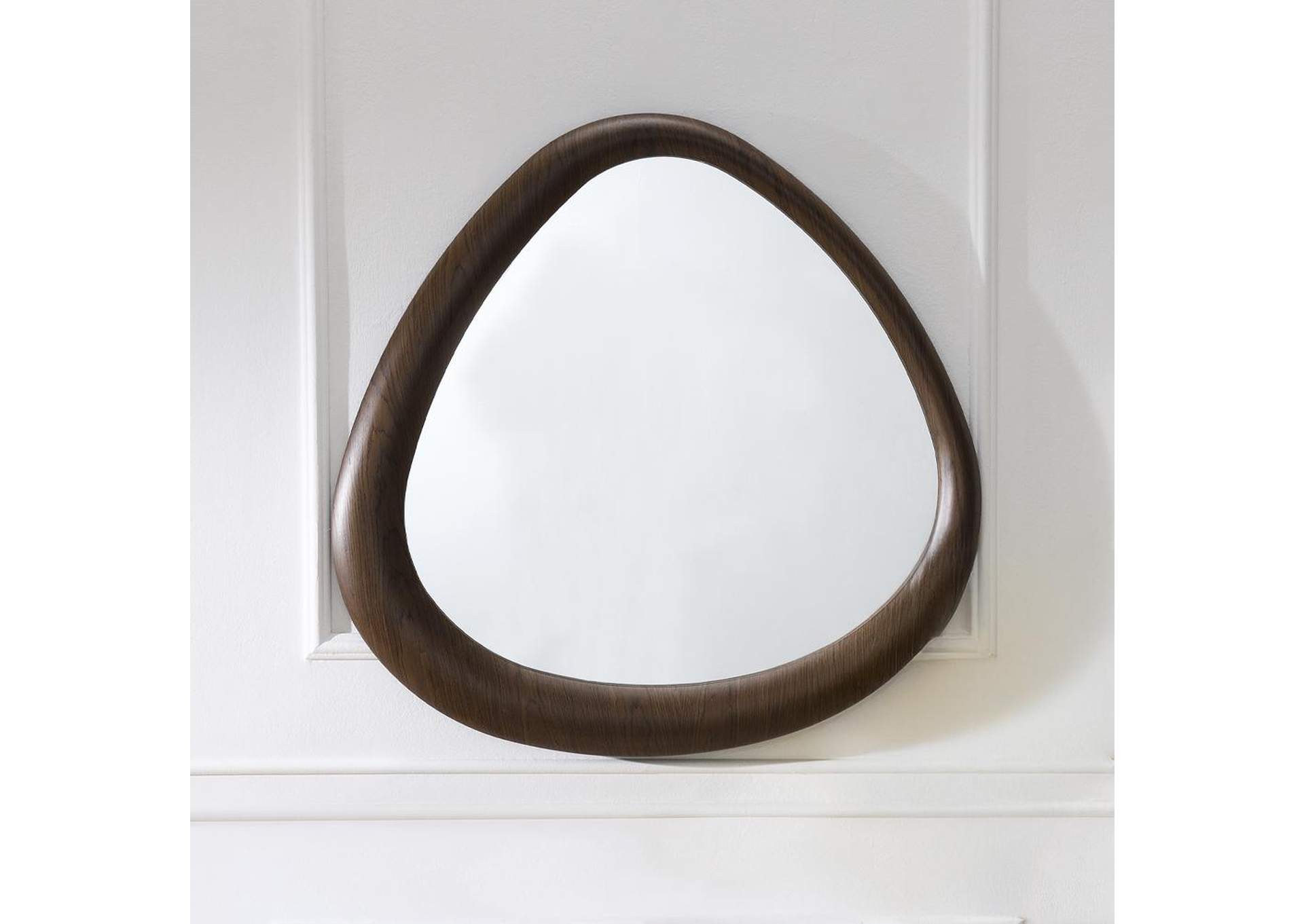 Haidar Accent Mirror image 4