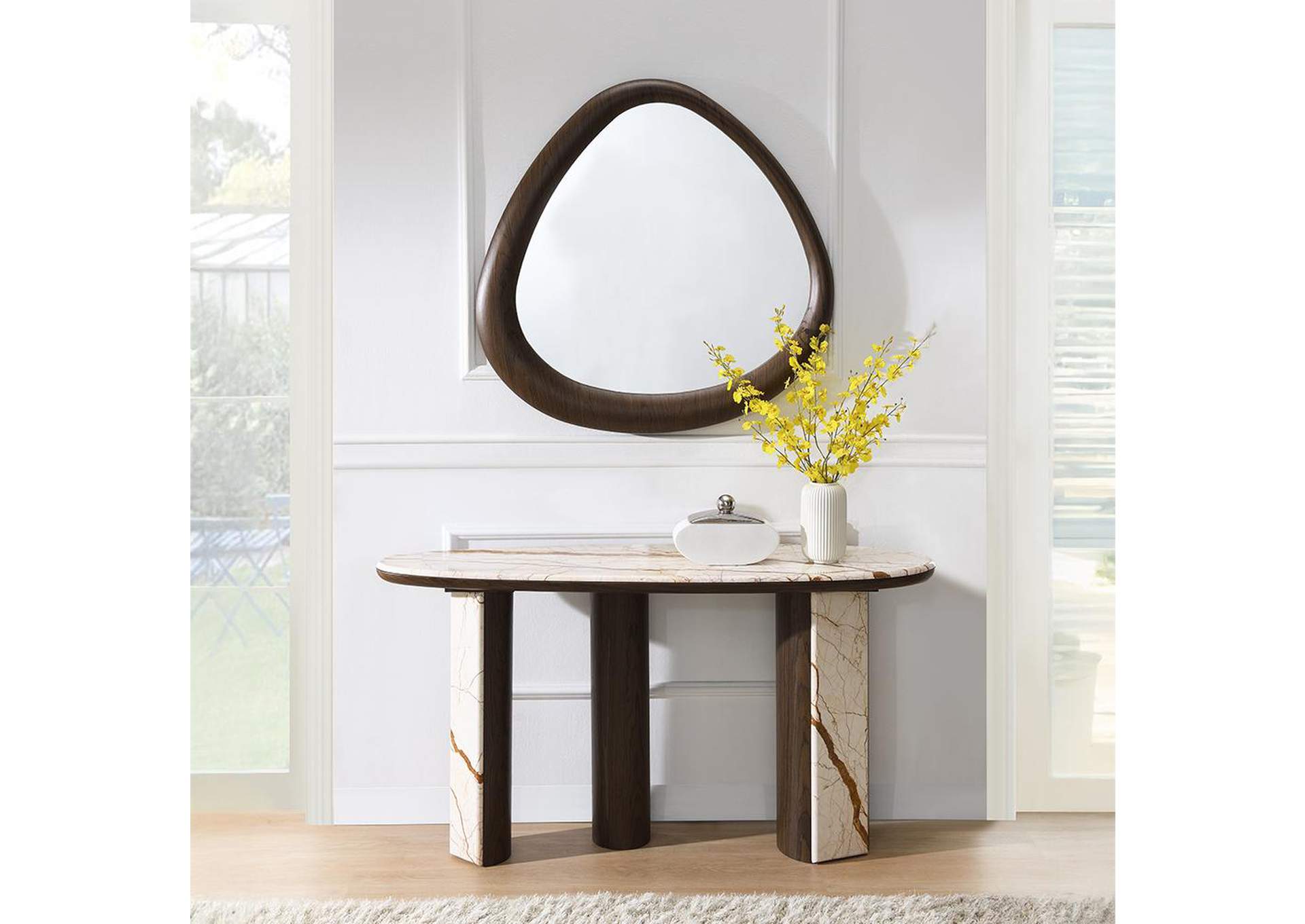 Haidar Accent Mirror image 6