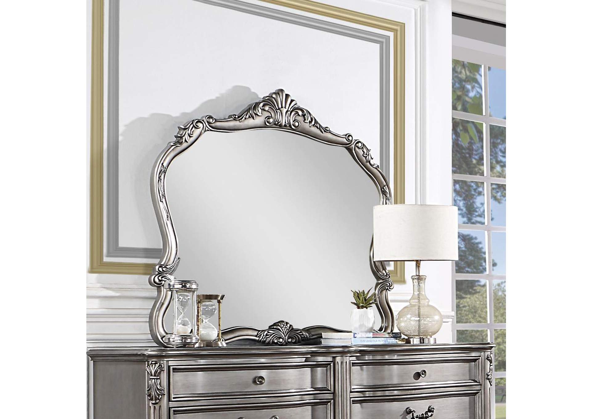 Ariadne Mirror image 1