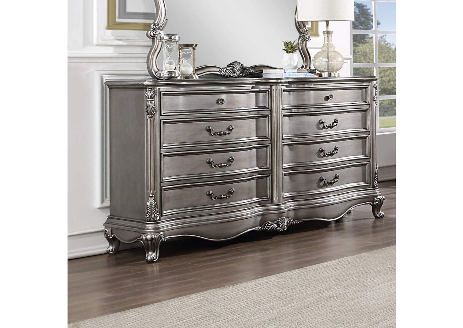 Ariadne Dresser image 1