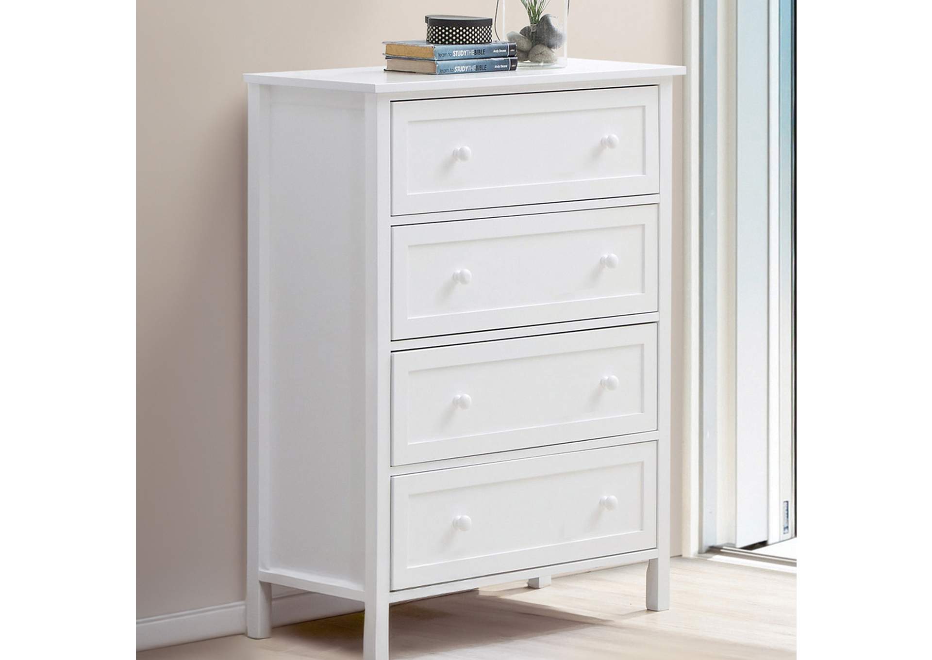 Lolanda Chest