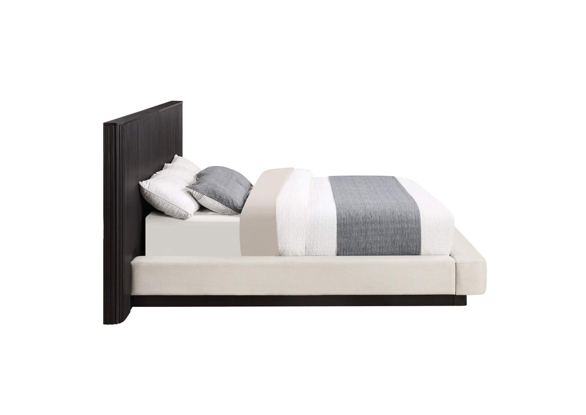 Clayten Queen Bed image 6
