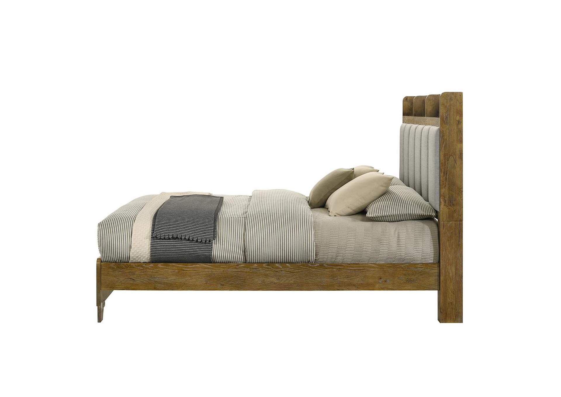 Garcia Eastern King Bed with USB image 5