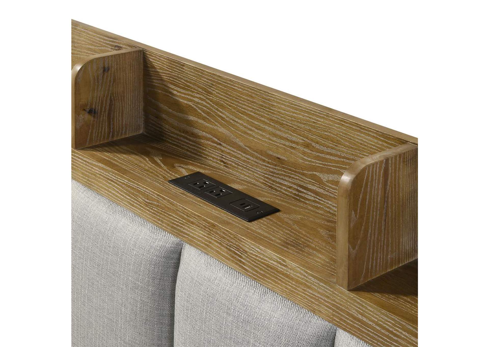 Garcia Eastern King Bed with USB image 7