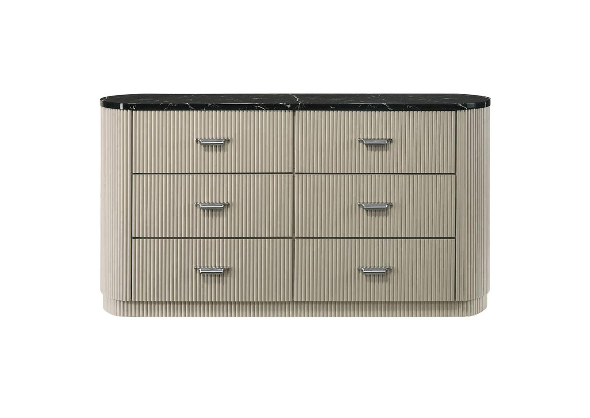 Travonte Dresser image 5