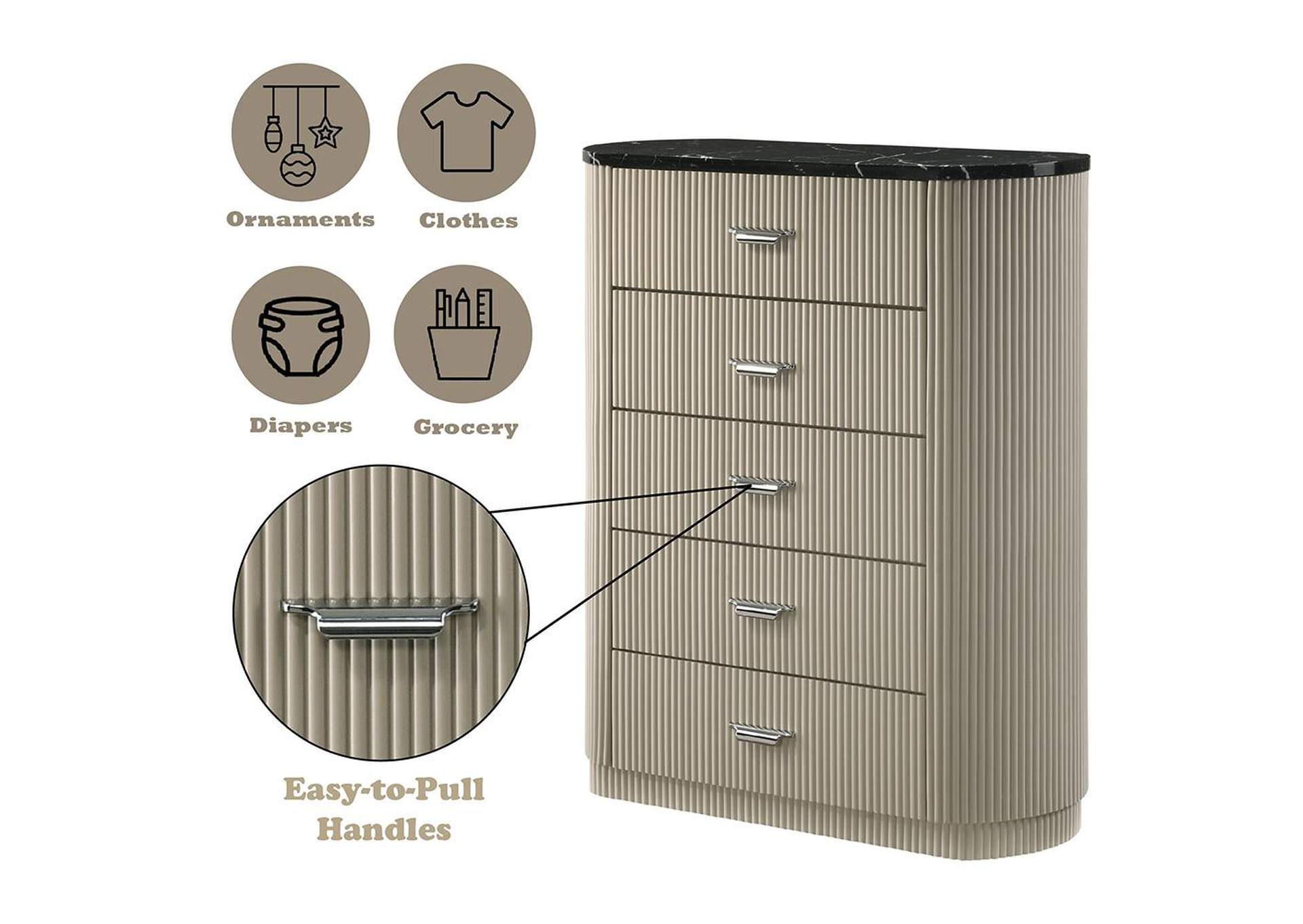 Travonte Chest image 8