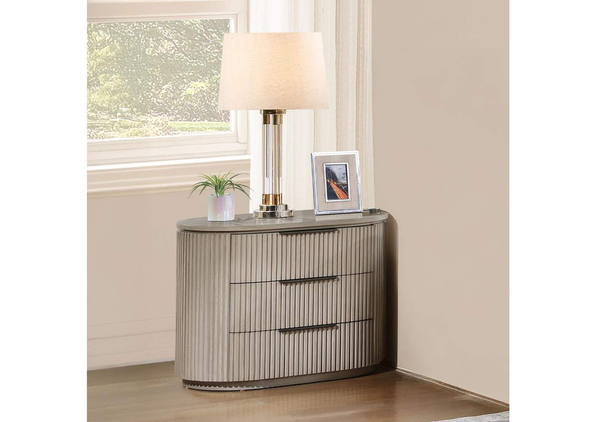Leanna Nightstand with USB Port image 9