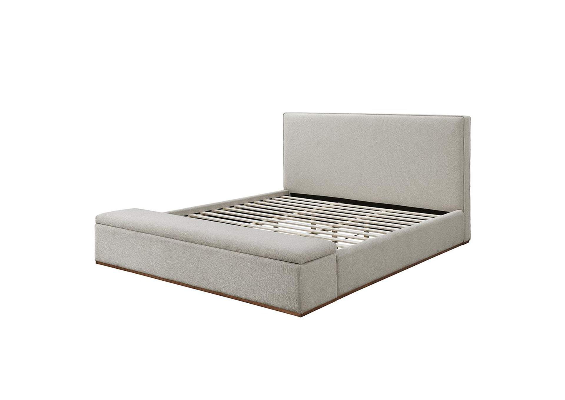 Boxter Eastern King Bed with Storage image 3