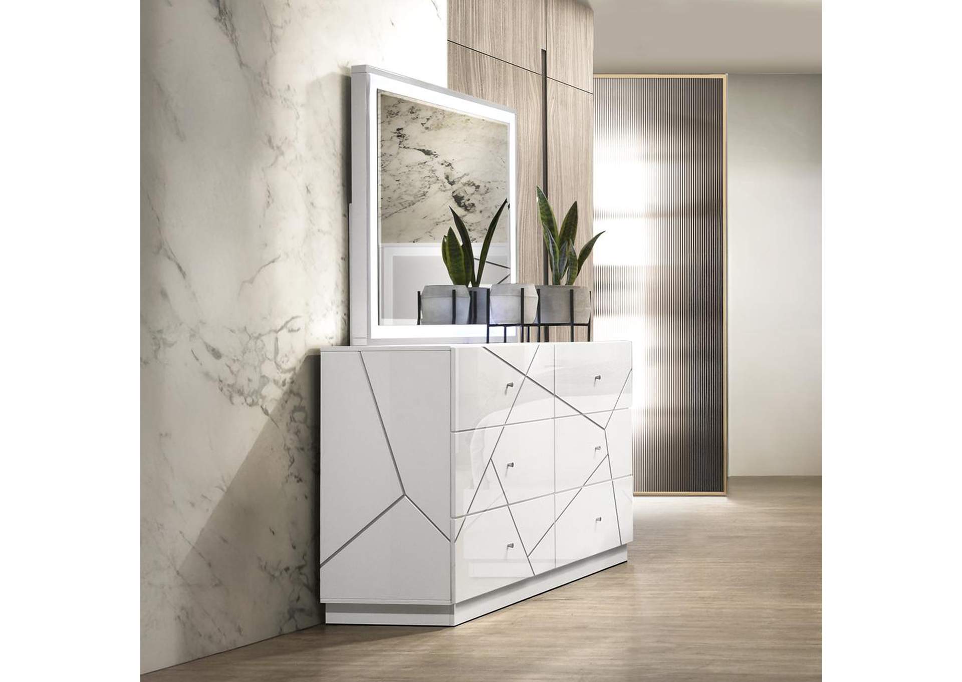 Esther Mirror with Led image 4