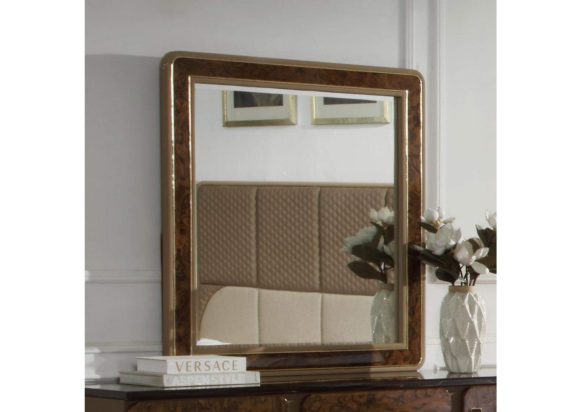 Marcelino Mirror image 1