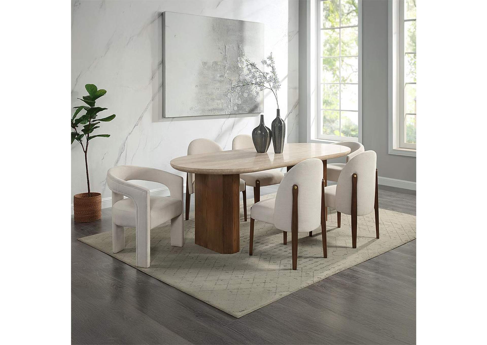 Leonardo Dining Table image 9