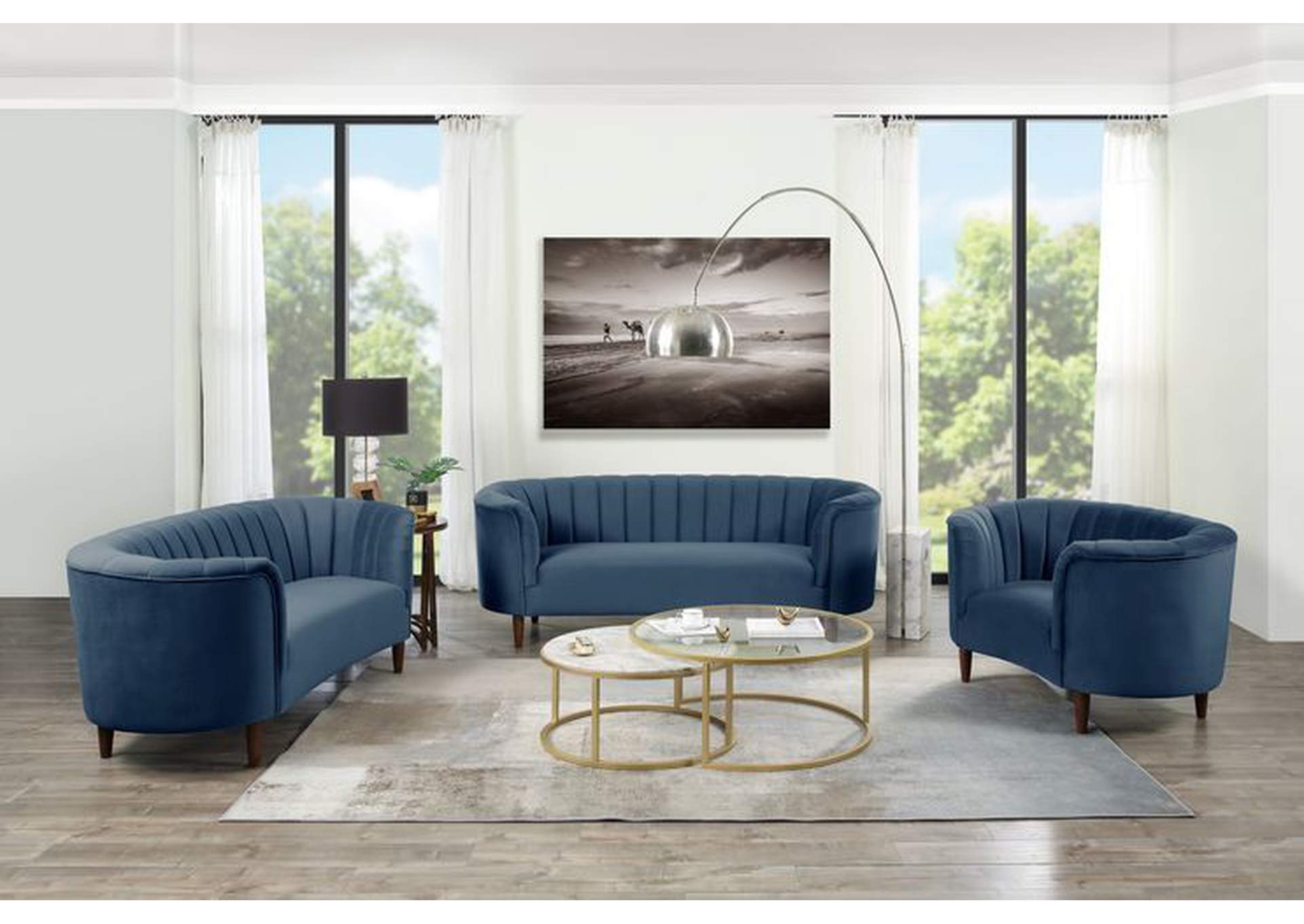 Sofa image 4