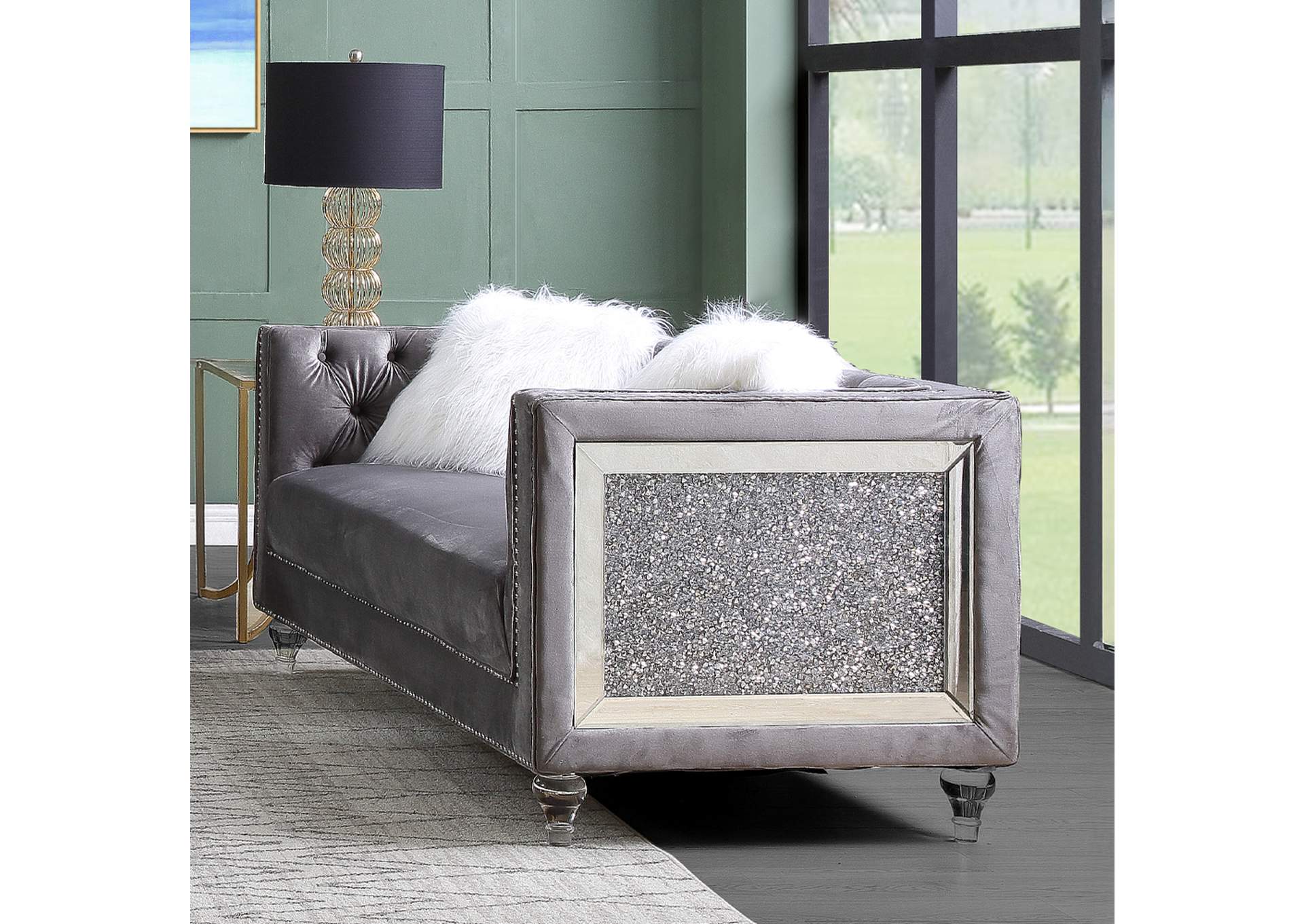 Heibero Ii Loveseat with 2 Pillows