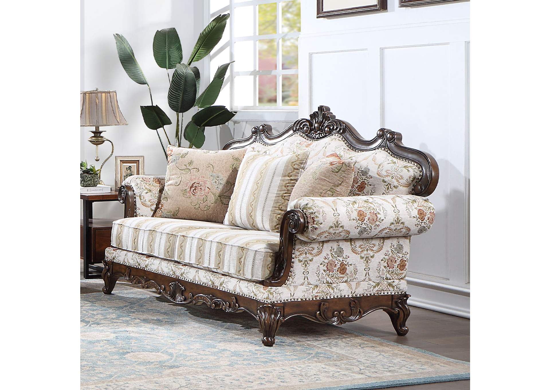 Nayla Loveseat with 3 Pillows image 1