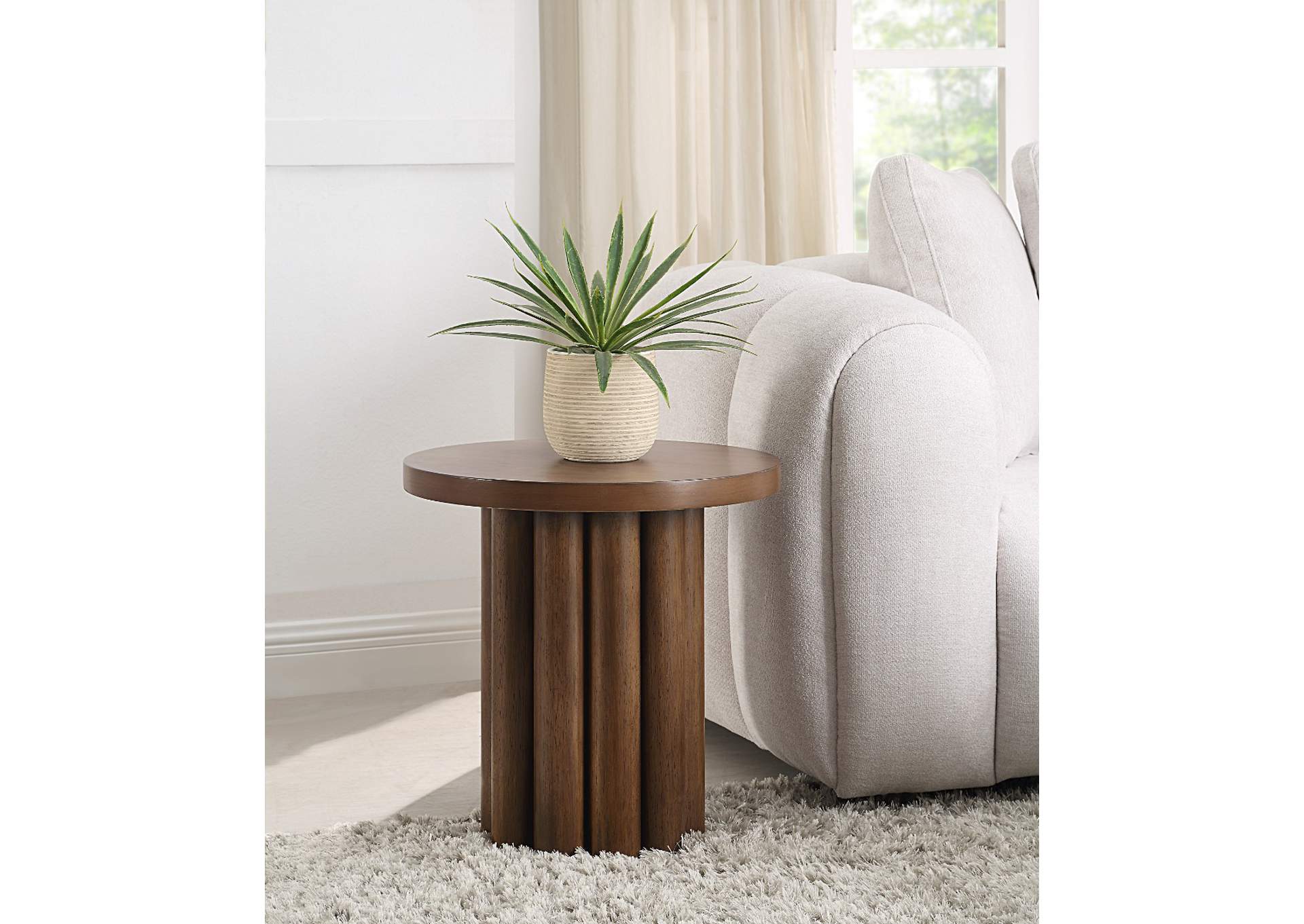 Sanat End Table image 1