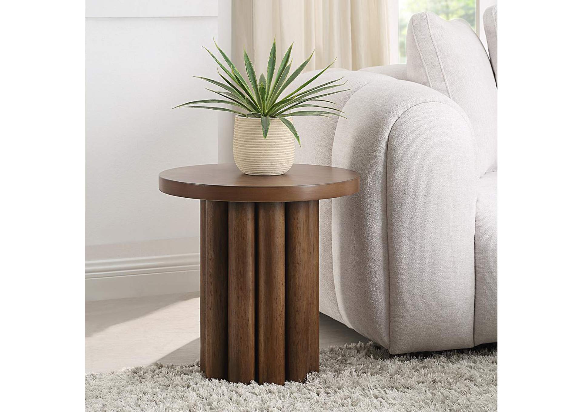 Sanat End Table image 1