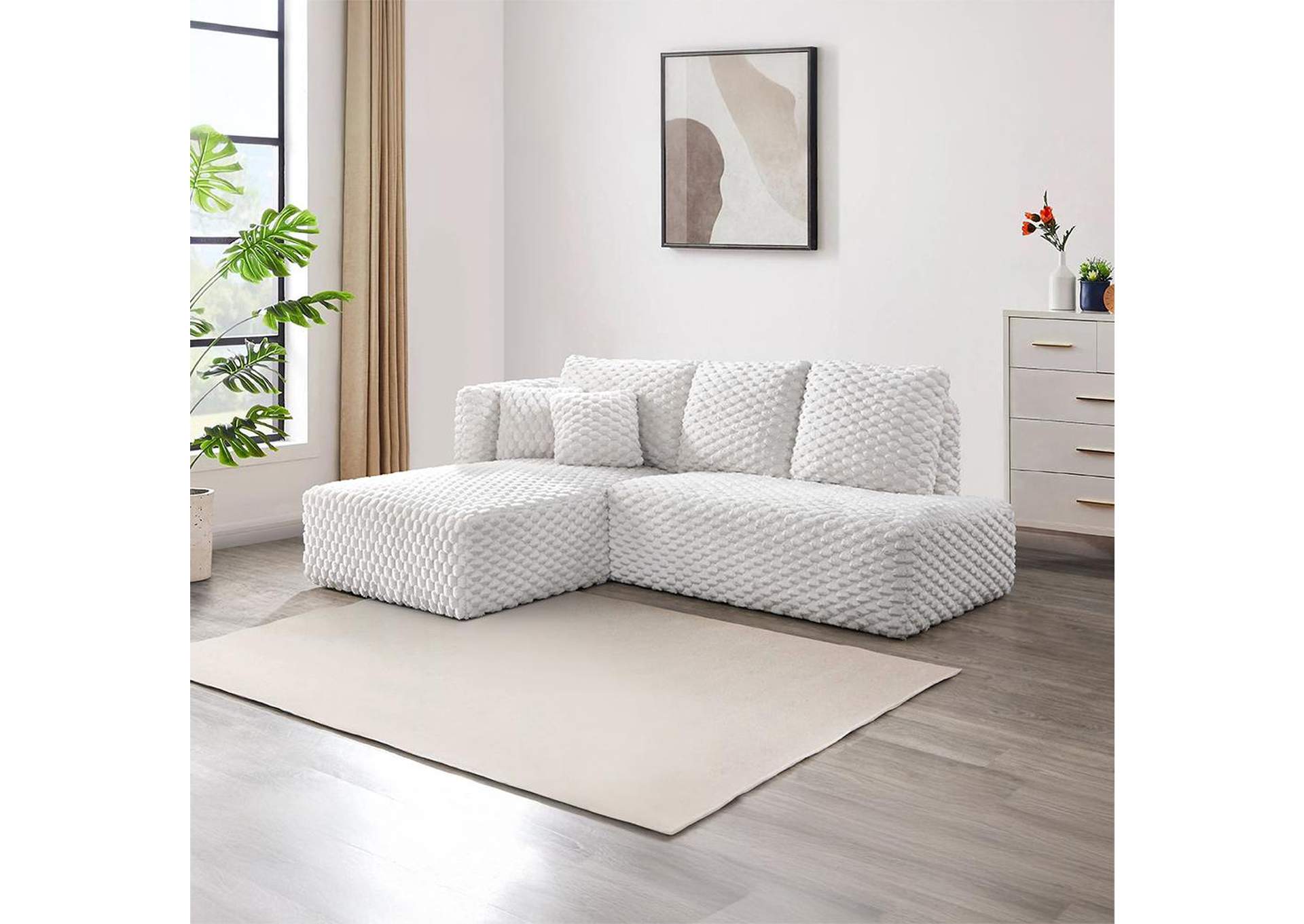 Manya Sectional Sofa image 1