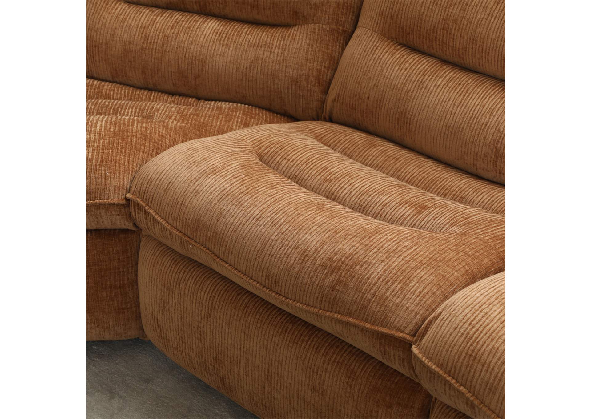 Emmy Power Motion Sectional Sofa image 11