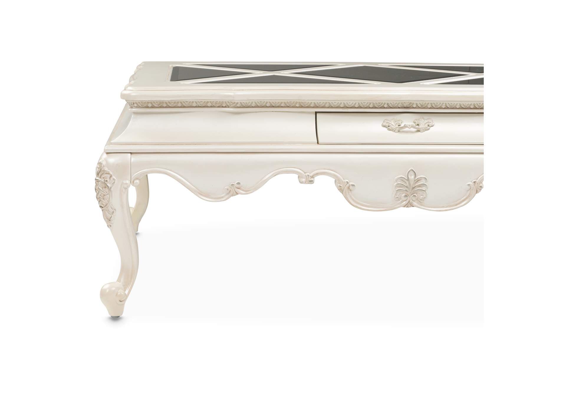 Malibu Crest Round Chairside Table - Chardonnay