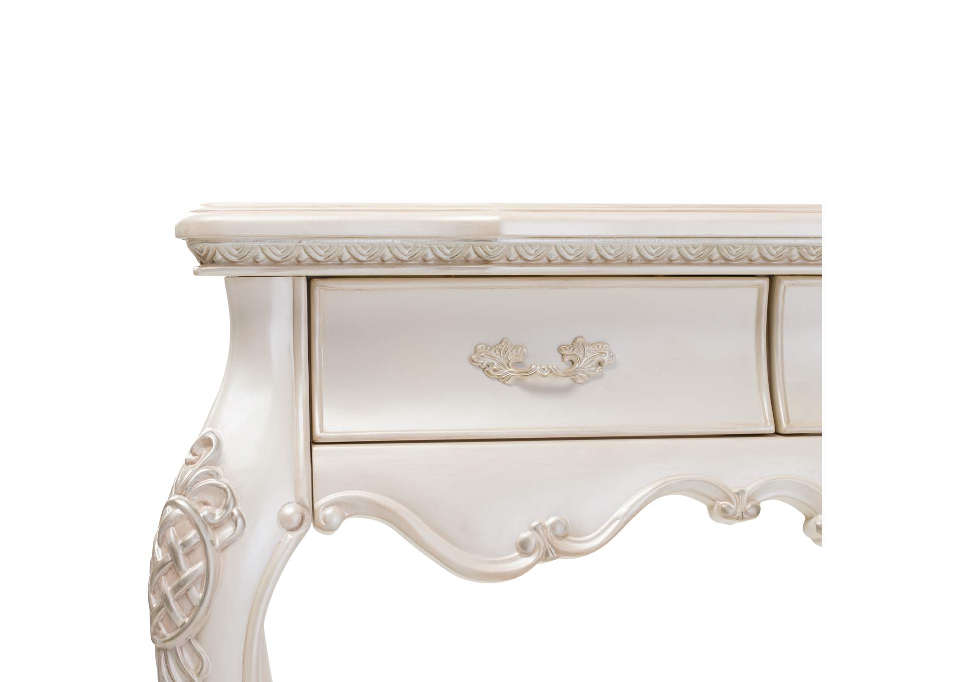 Malibu Crest Round Chairside Table - Chardonnay