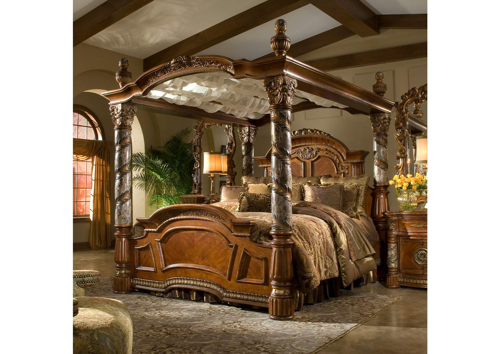 Villa Valencia California King Canopy Bed - Classic Chestnut image 13