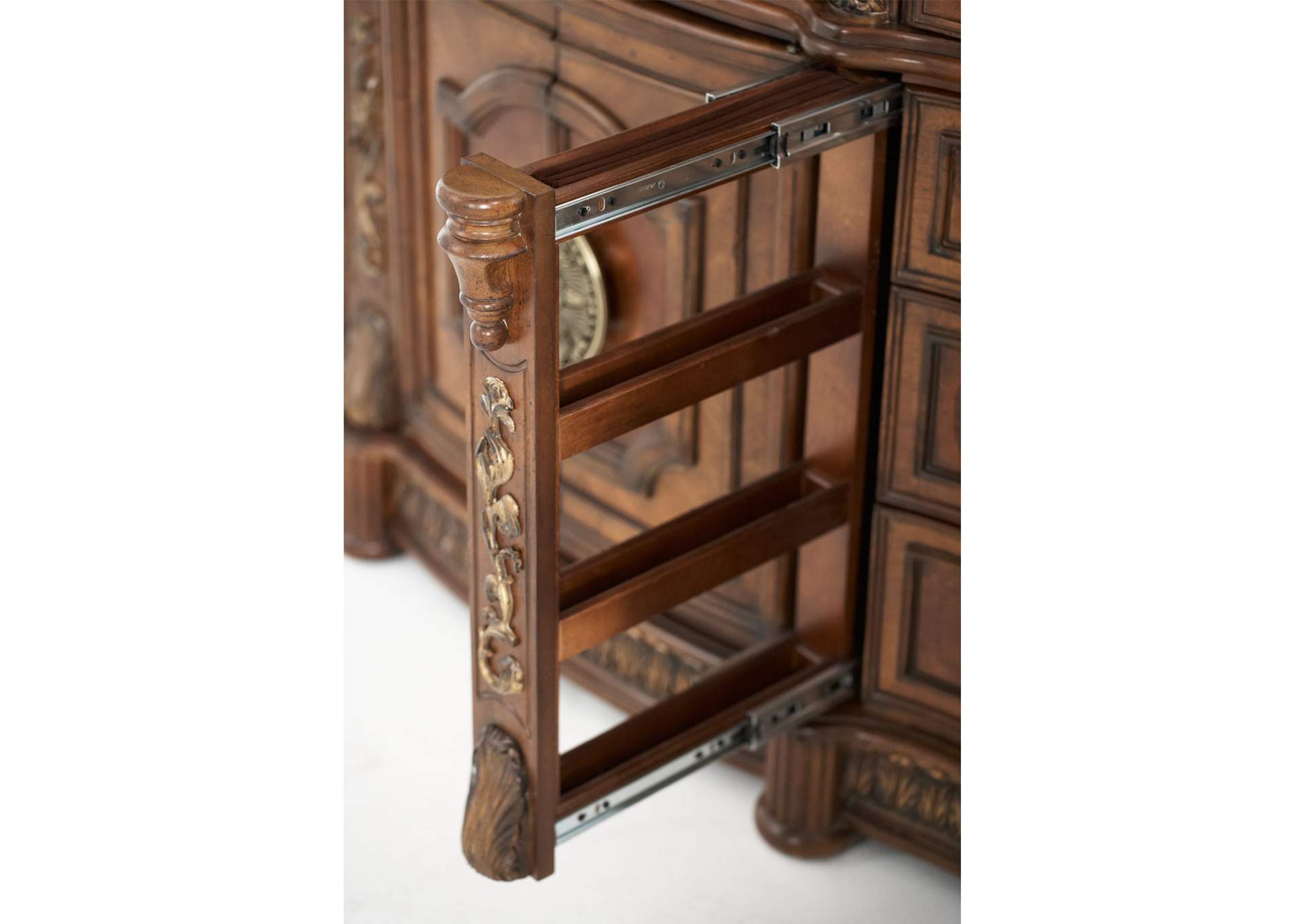 Villa Valencia Dresser with Mirror - Classic Chestnut image 8