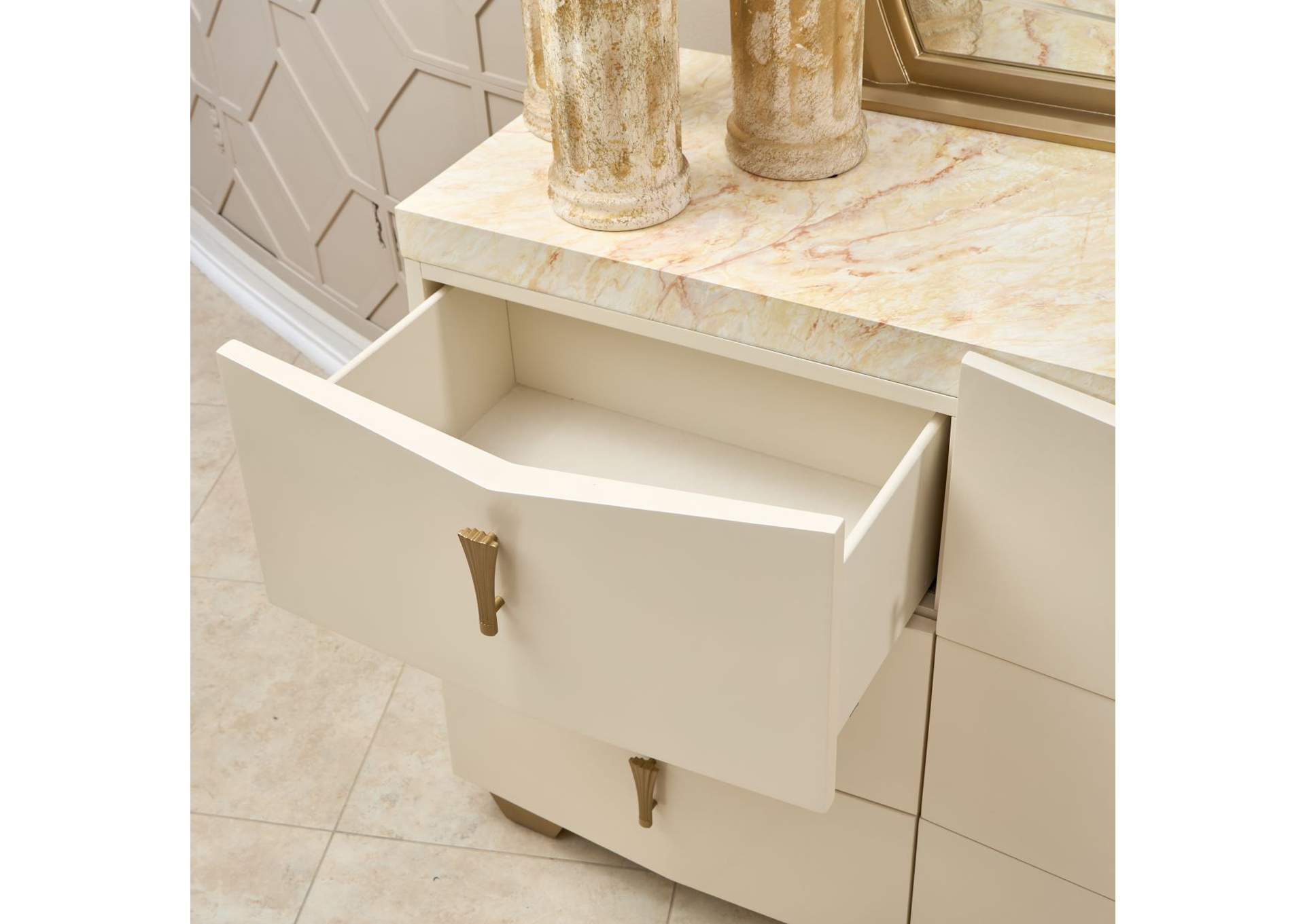 Fantosini Dresser with Mirror - Creamy Pearl image 6