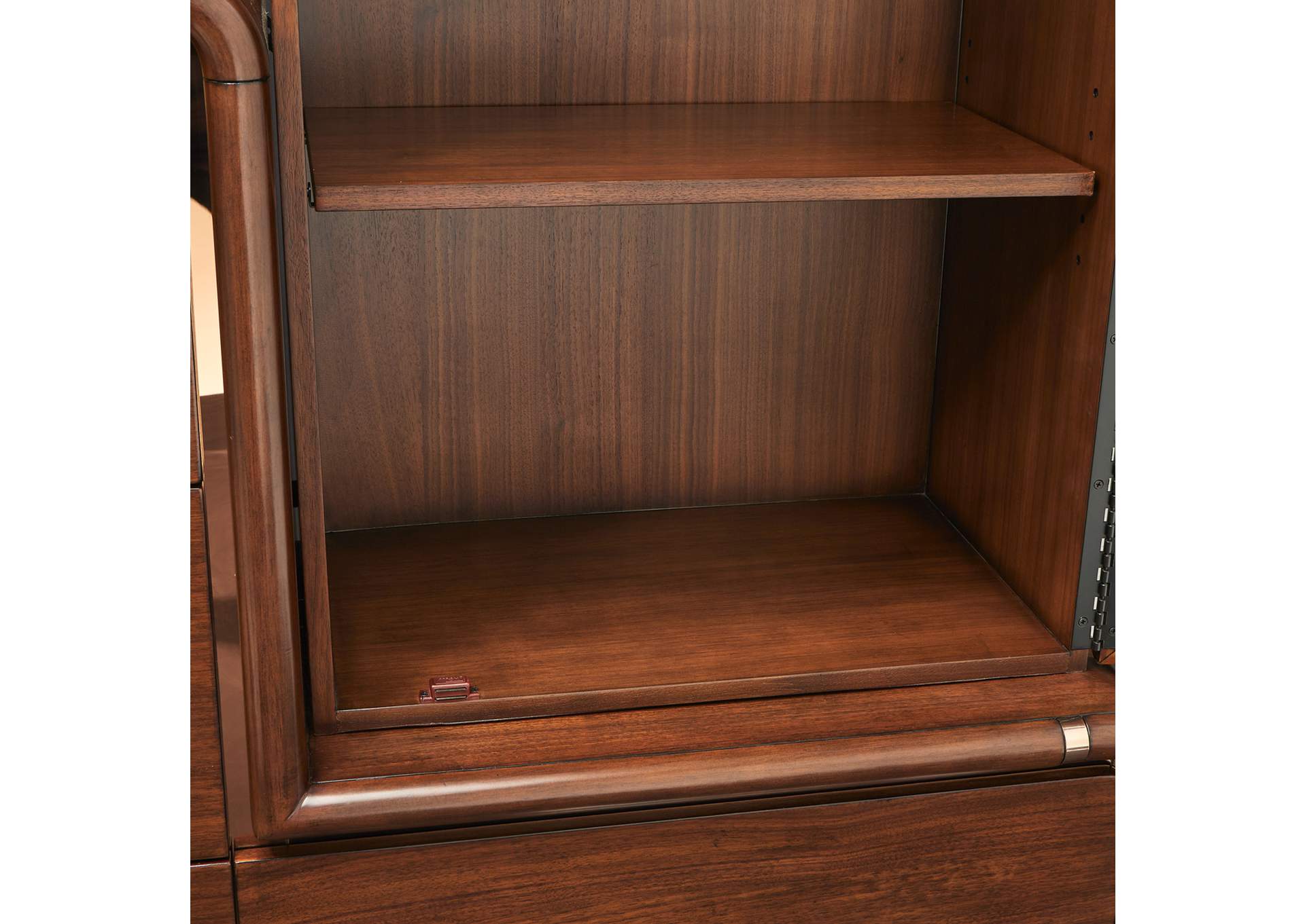 Mason Park Chest with Storage Mirror - Umber image 12