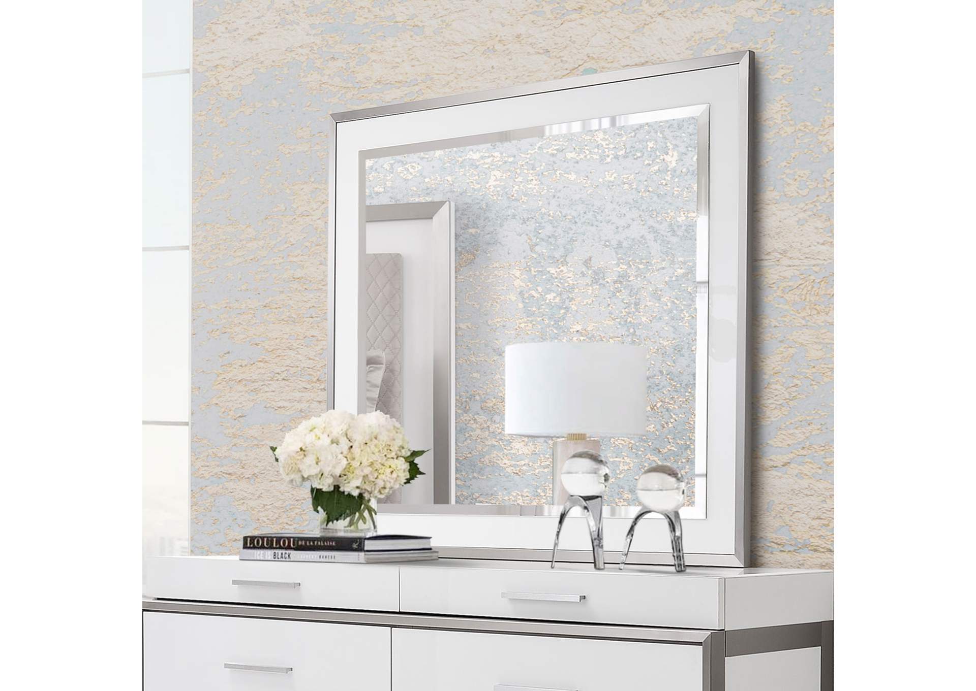 Marquee Wall Mirror - Cloud White image 12