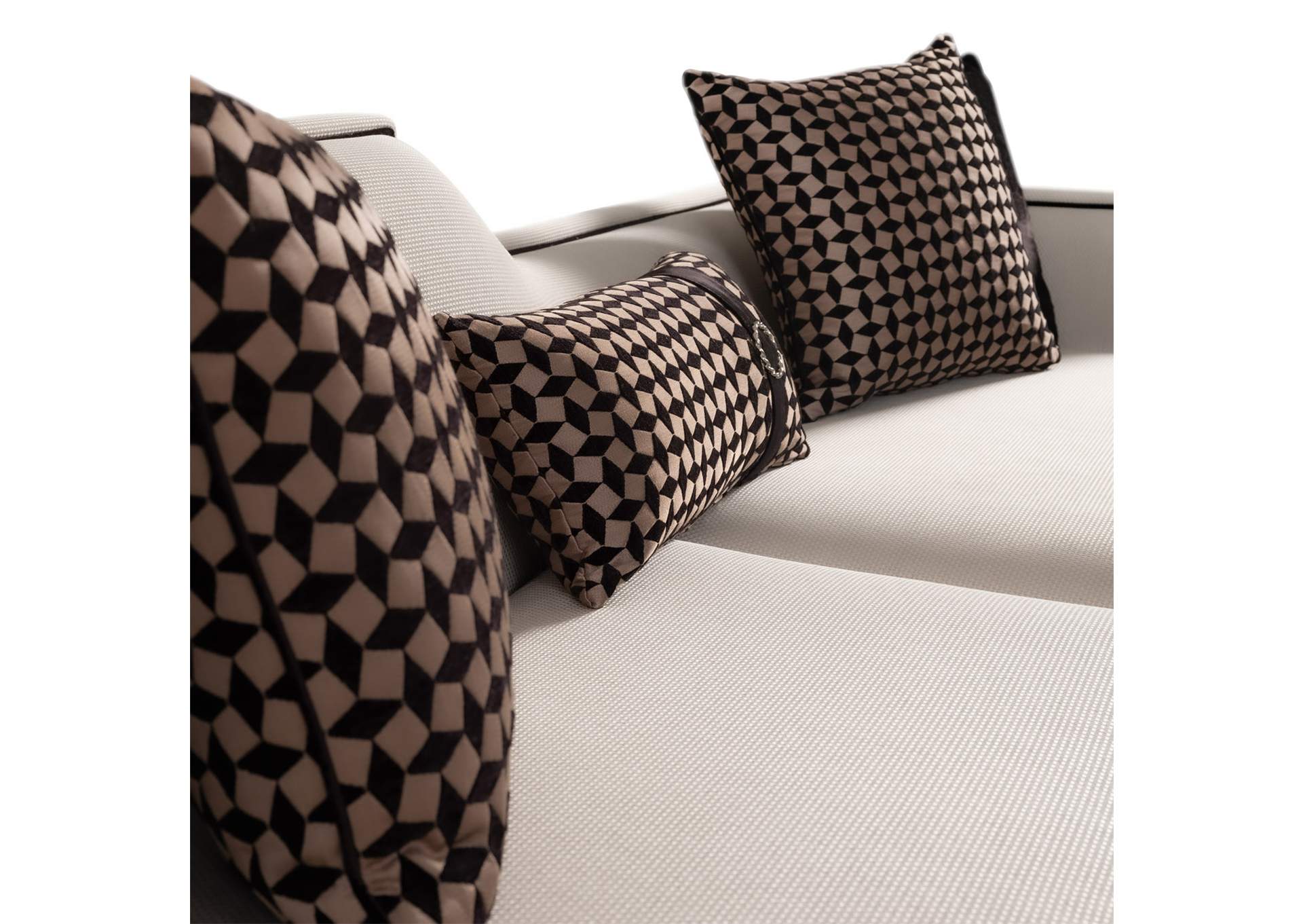 La Francaise Mansion Sofa - Cafe Au Lait and Black image 8