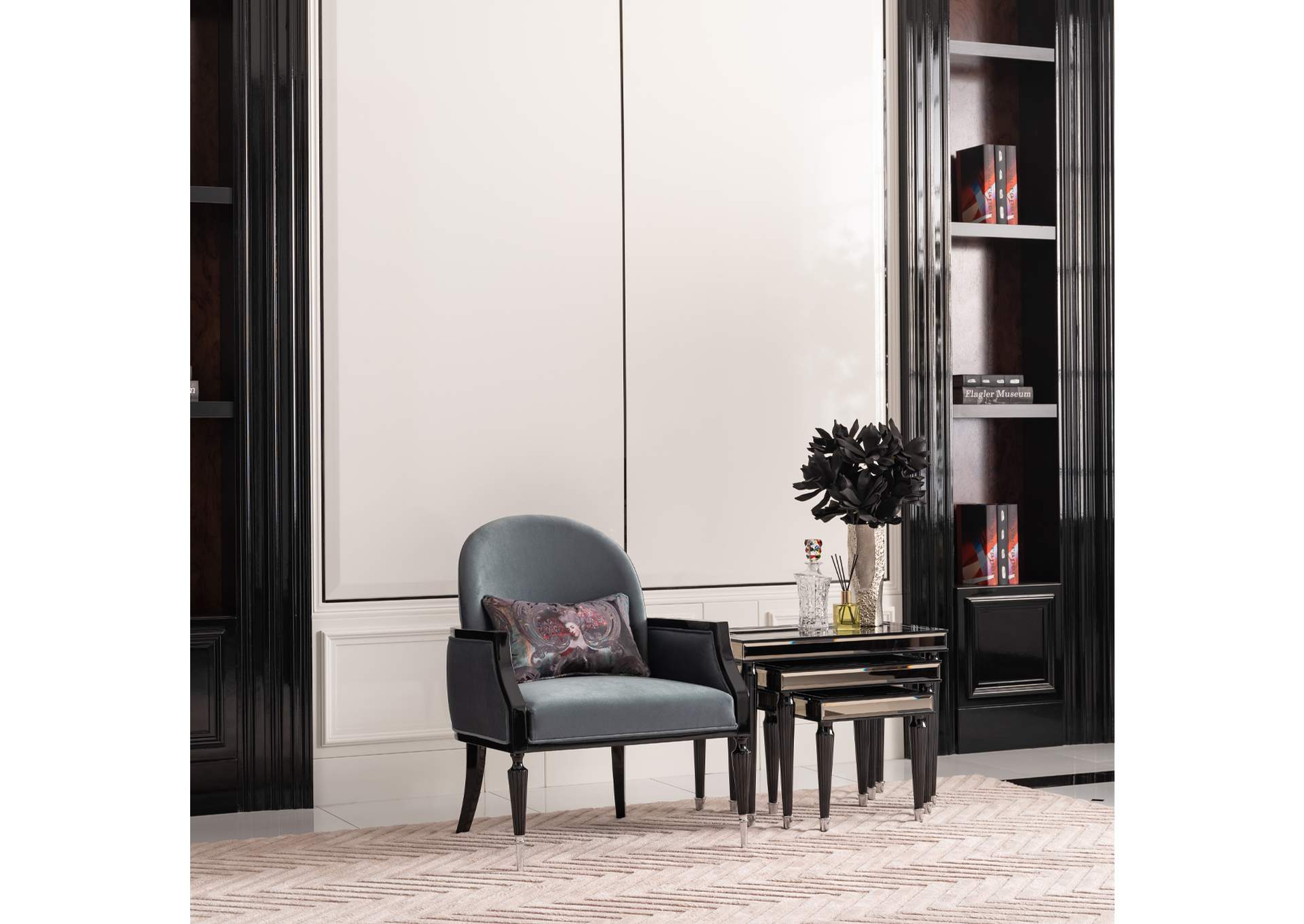La Francaise Accent Chair - Azure and Black image 4
