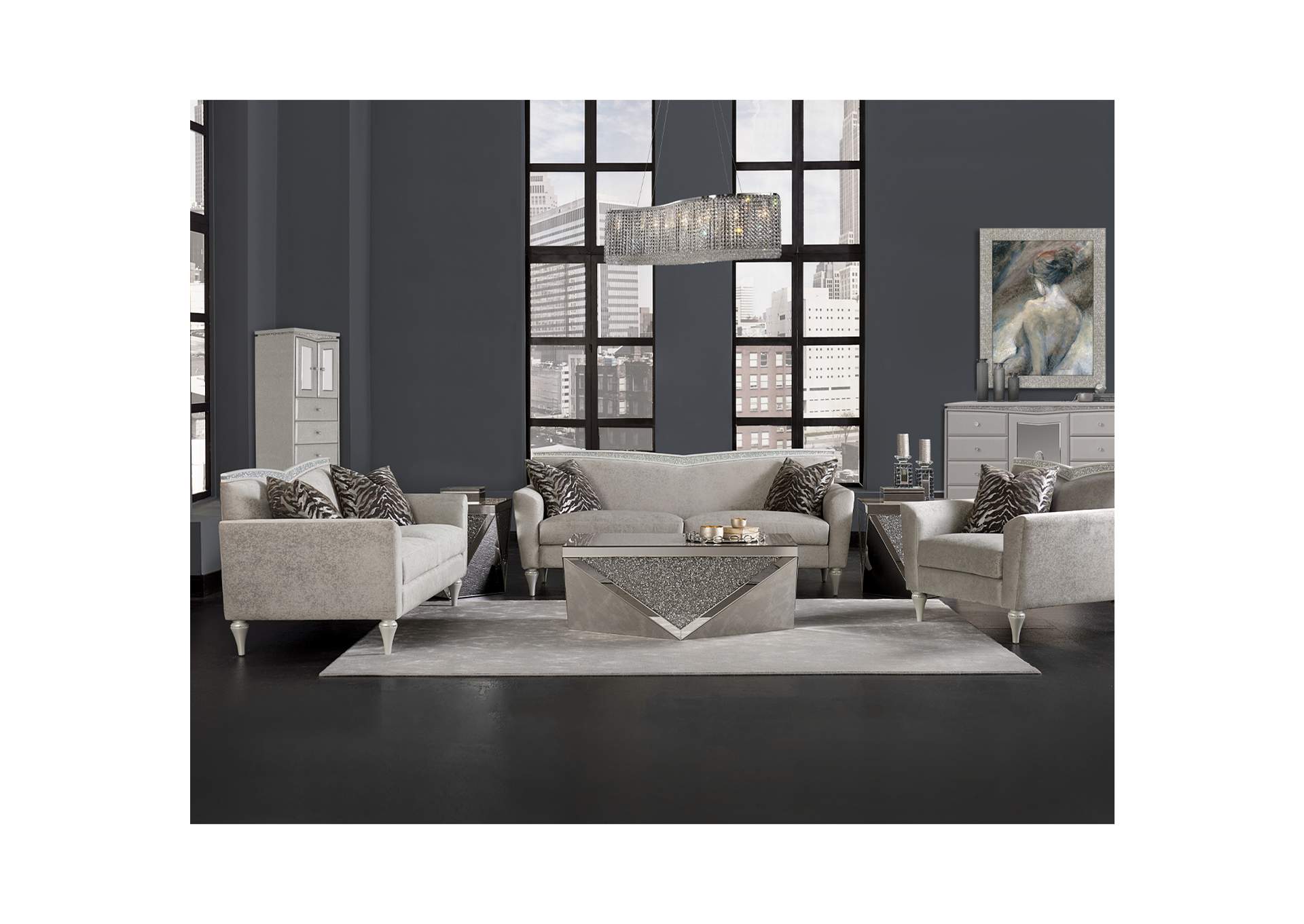 Cool Breeze 1 Four-Light Chandelier image 3