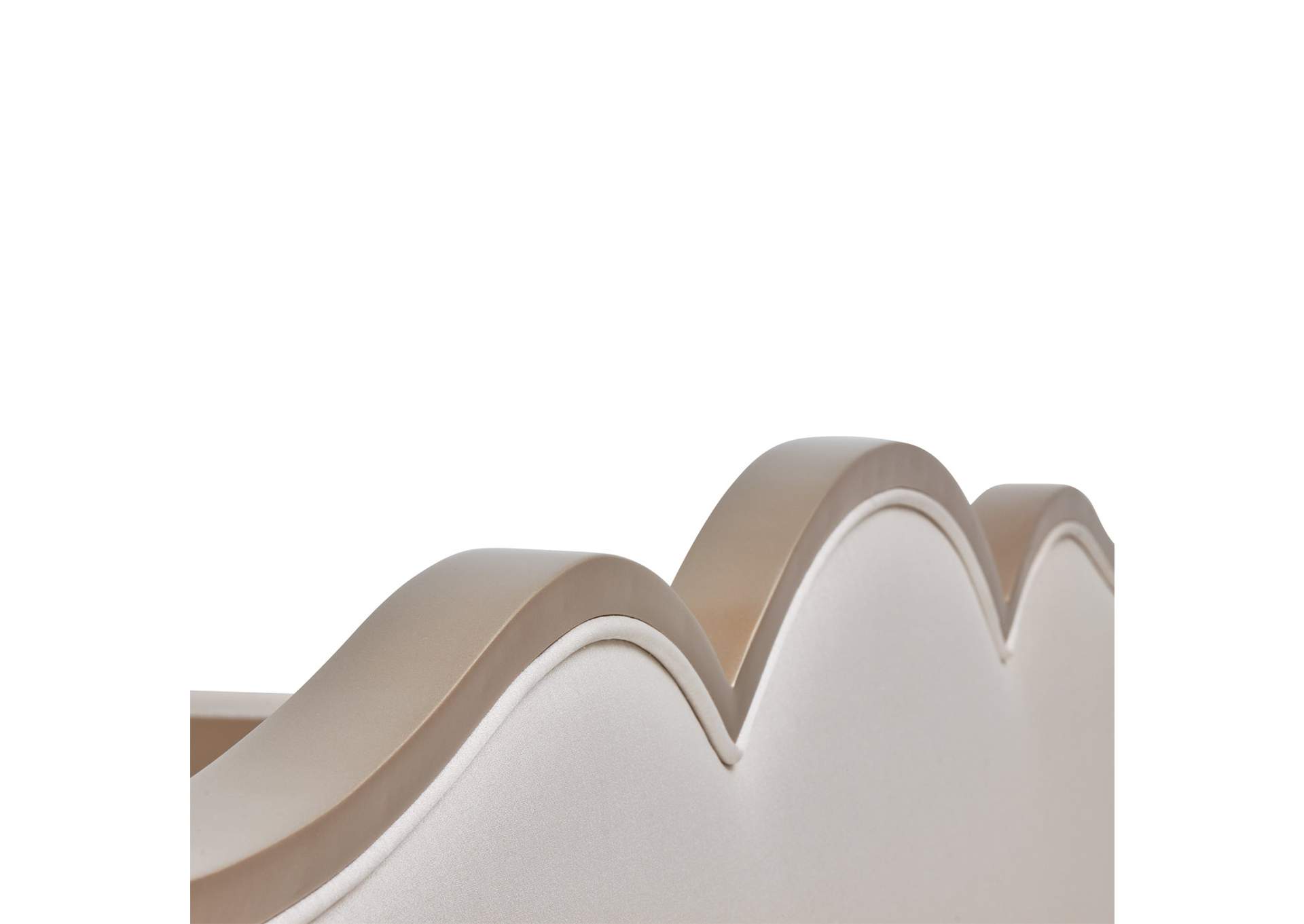 Malibu Crest California King Scalloped Poster Bed - Chardonnay image 12