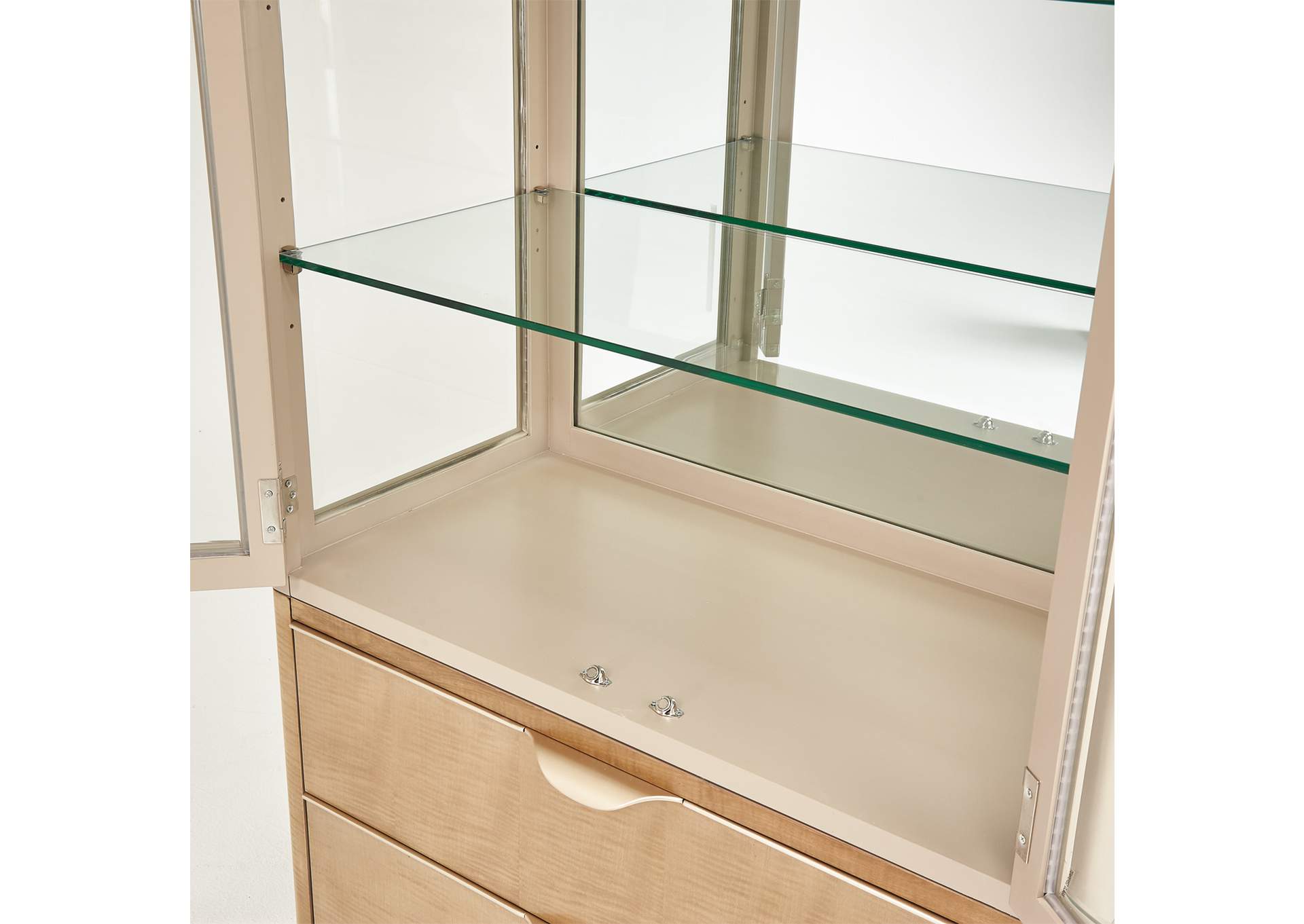 Malibu Crest Display Cabinet - Chardonnay image 12