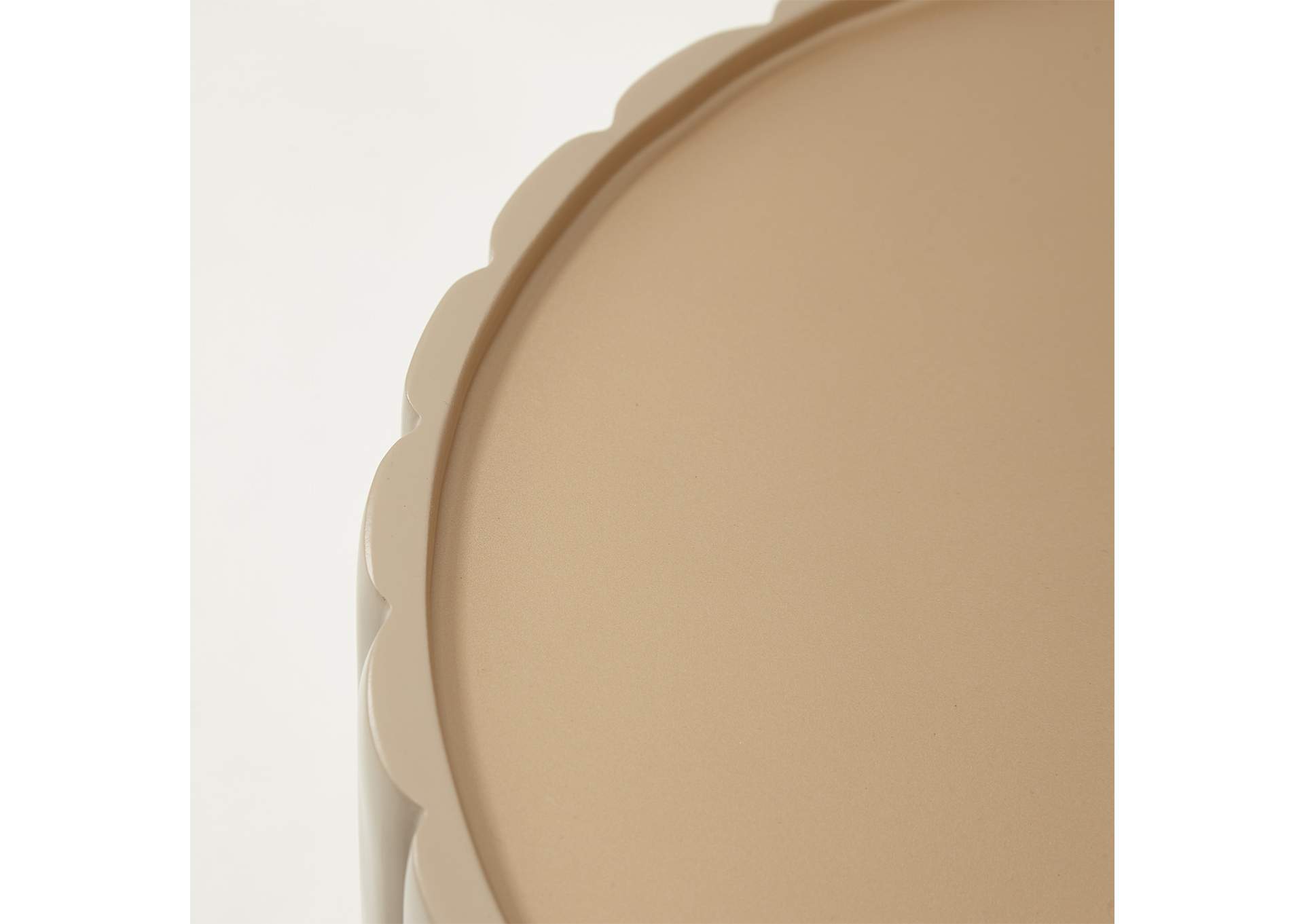 Malibu Crest Round Chairside Table - Chardonnay image 5