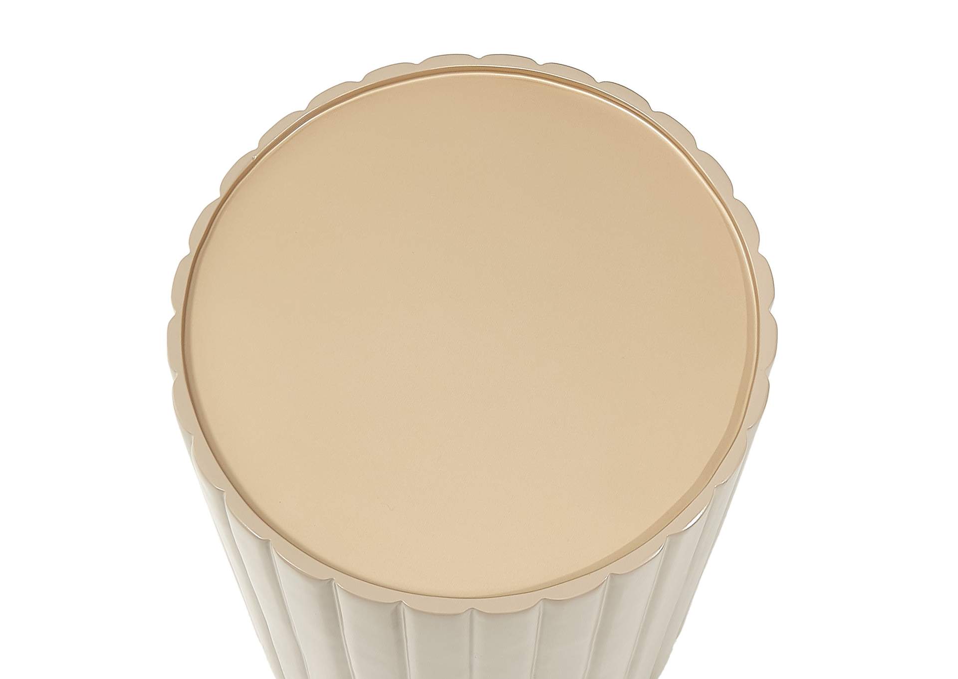 Malibu Crest Round Chairside Table - Chardonnay image 8