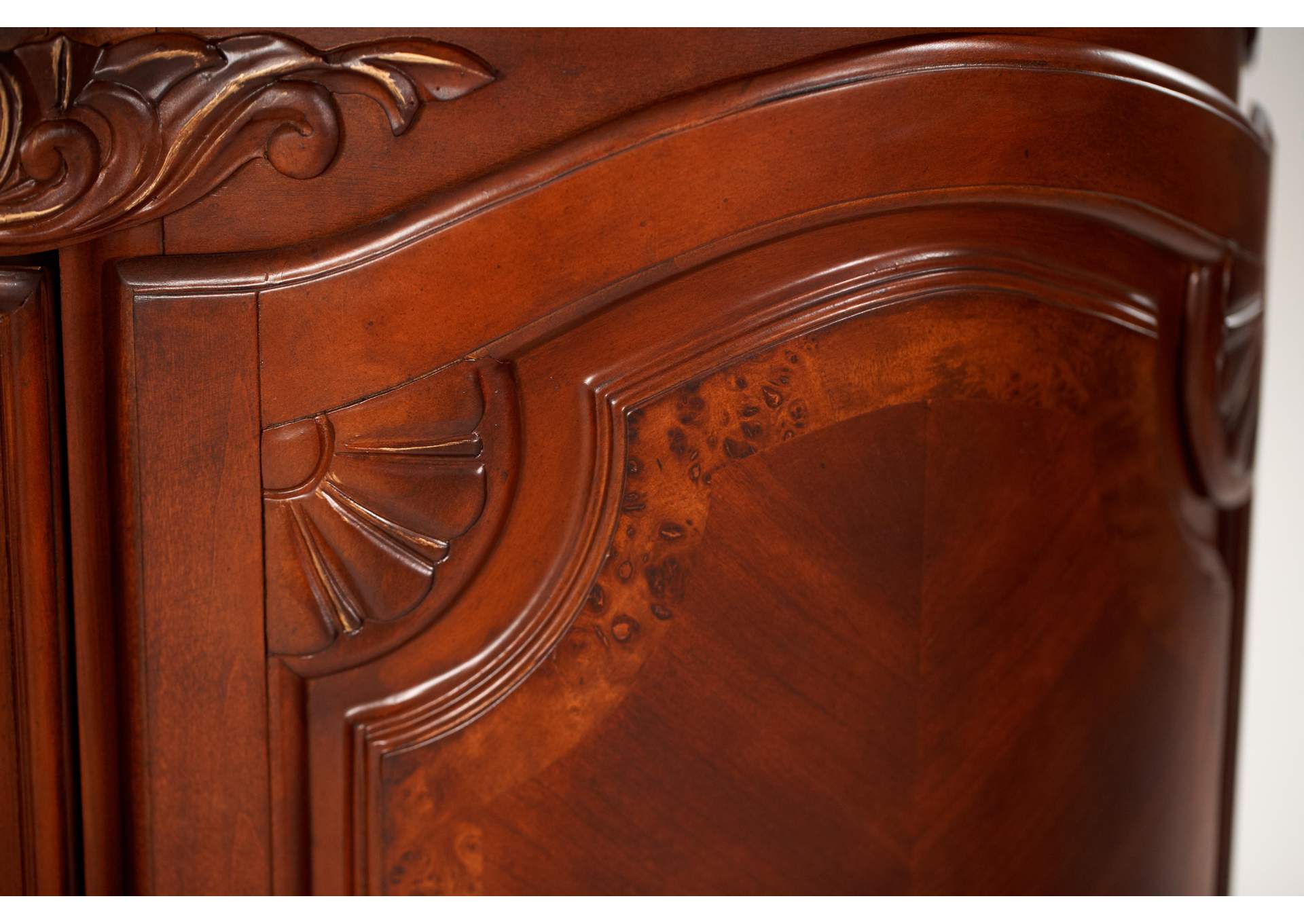 Cortina Dresser - Honey Walnut image 13