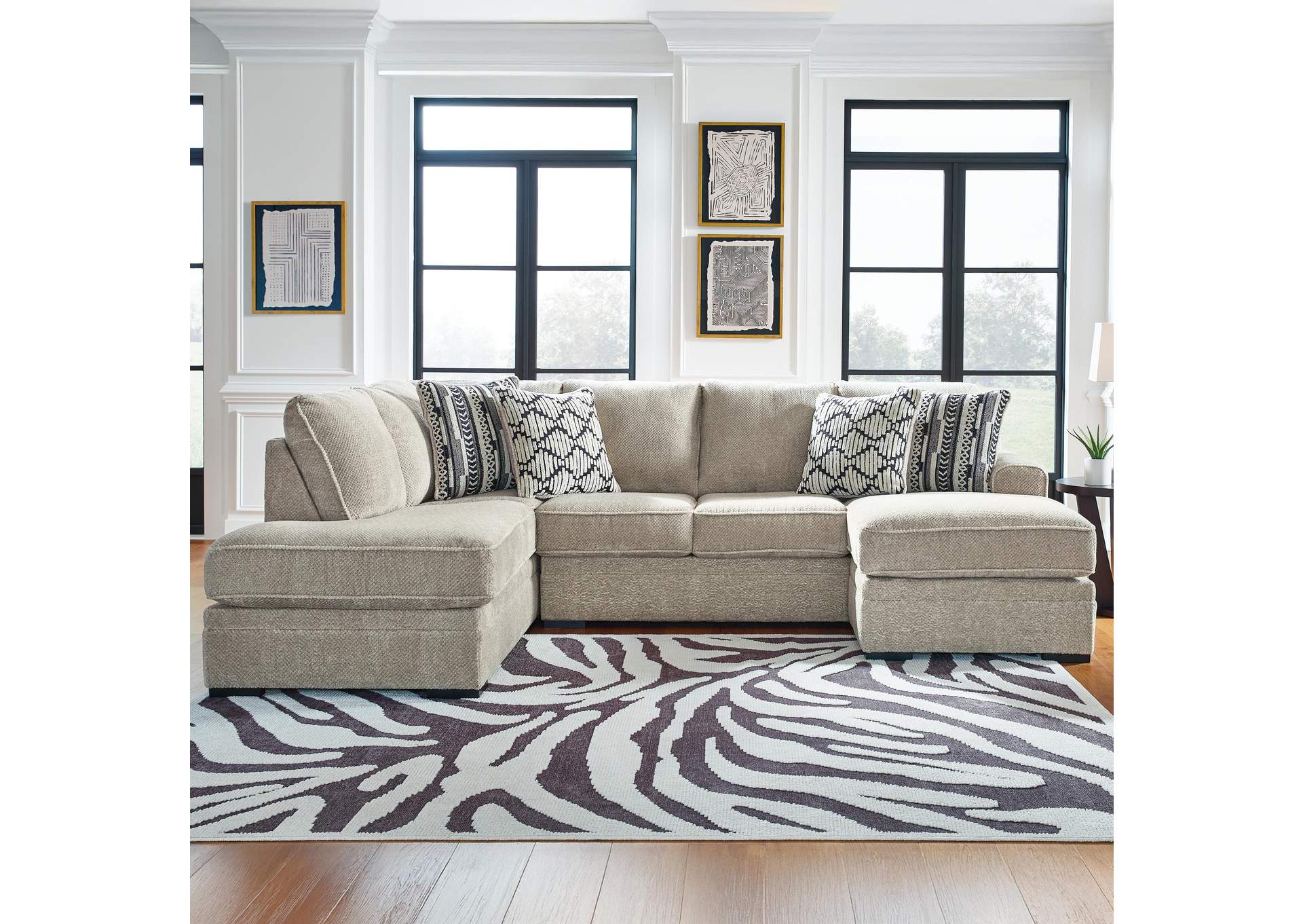 Calnita 2-Piece Sectional with Chaise image 4