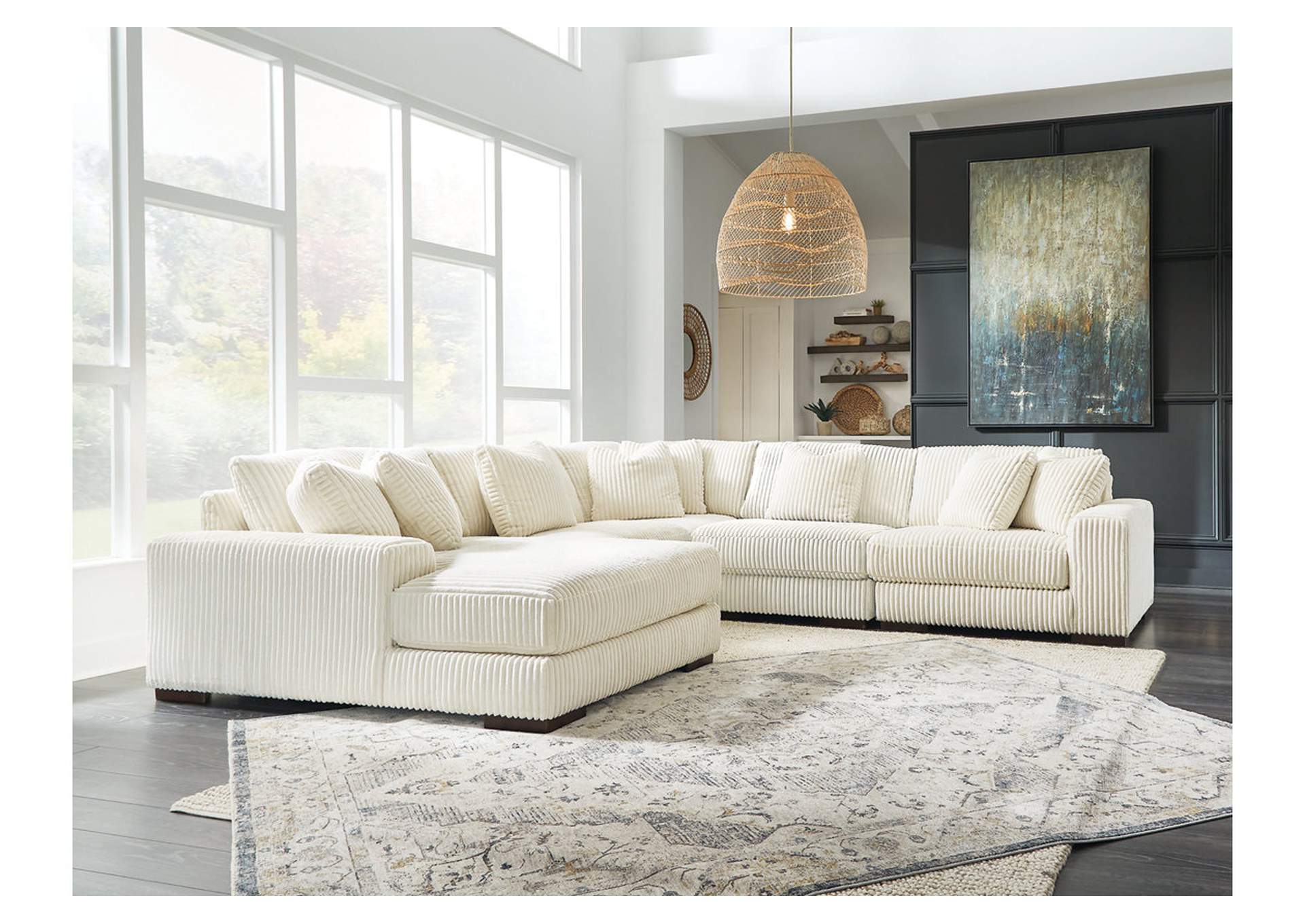 Lindyn 5-Piece Sectional with Chaise image 7