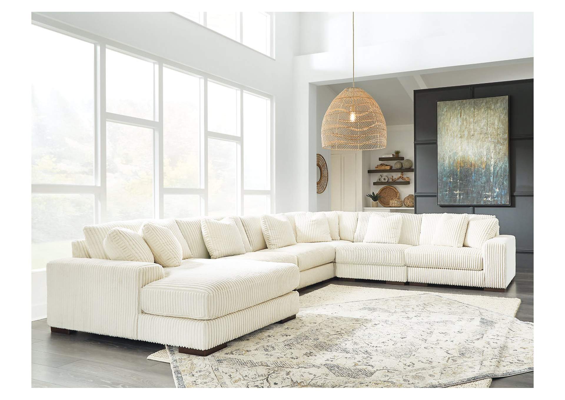 Lindyn 6-Piece Sectional with Chaise image 9